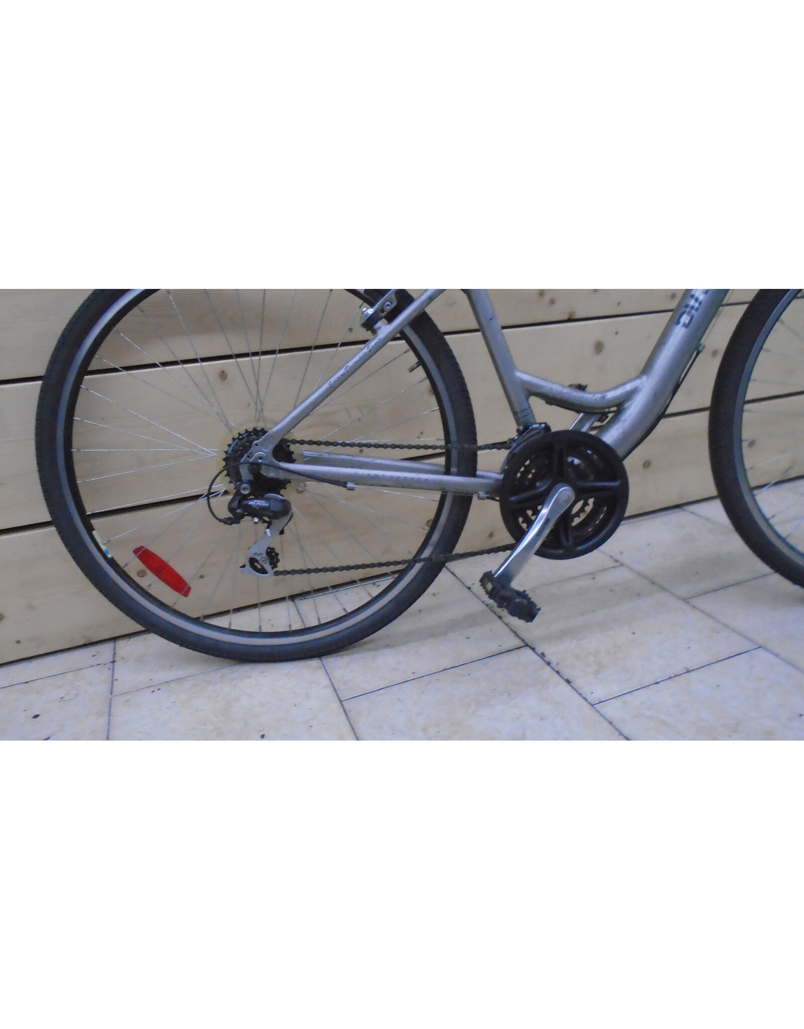 Vélo hybride usagé  diamond back-13146