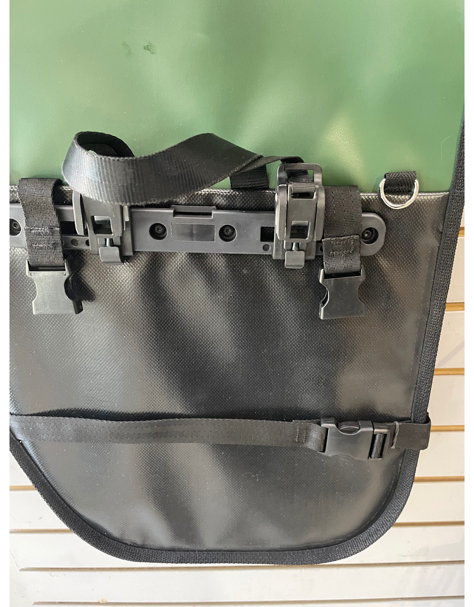 Snakebite Sacoche arrière 35L simple Roll Top