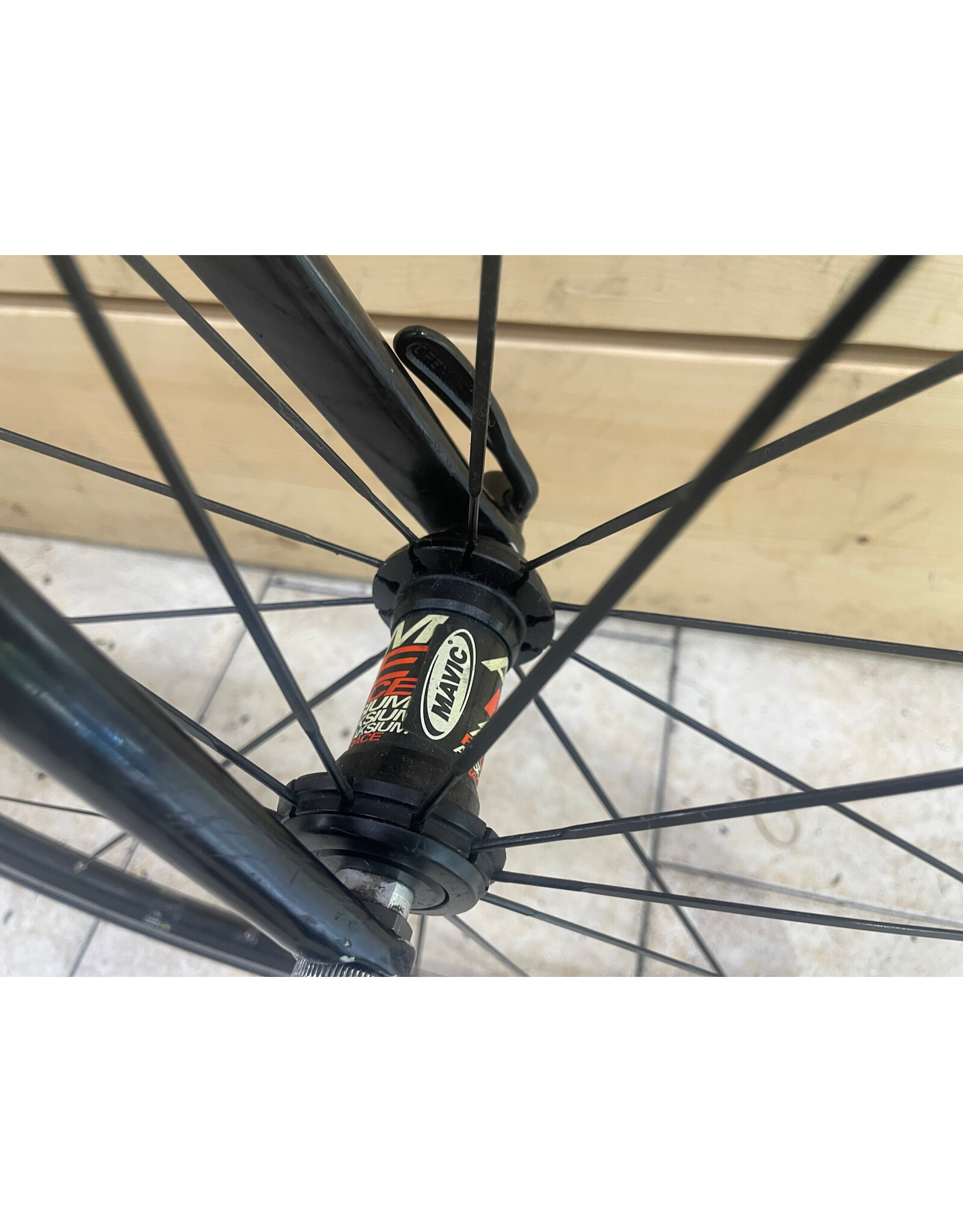 Vélo usagé de route Giant 44cm - 9432