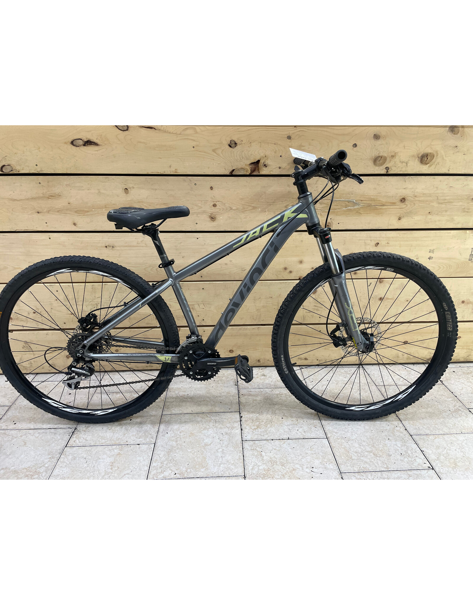 Vélo de montagne usagé  Devinci 16'' - 13424