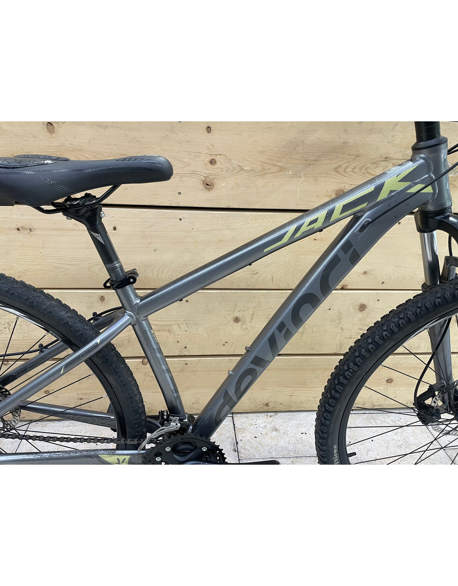 Vélo de montagne usagé  Devinci 16'' - 13424