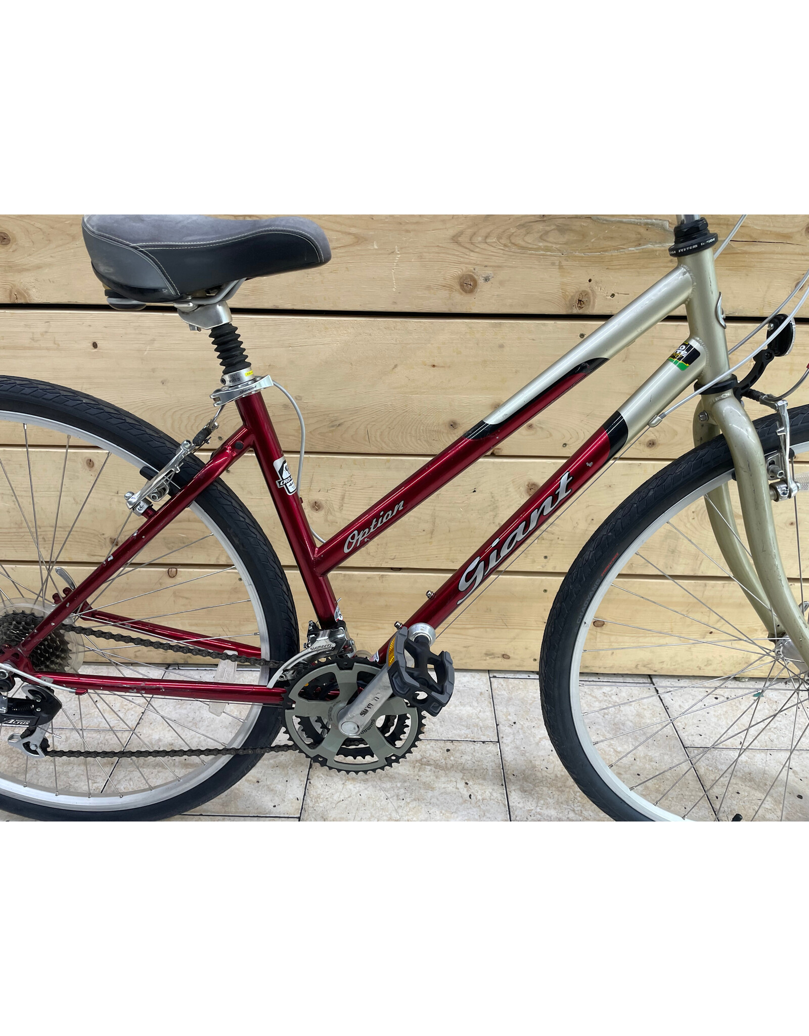 Vélo hybride usagé Giant 17.5'' - 13454
