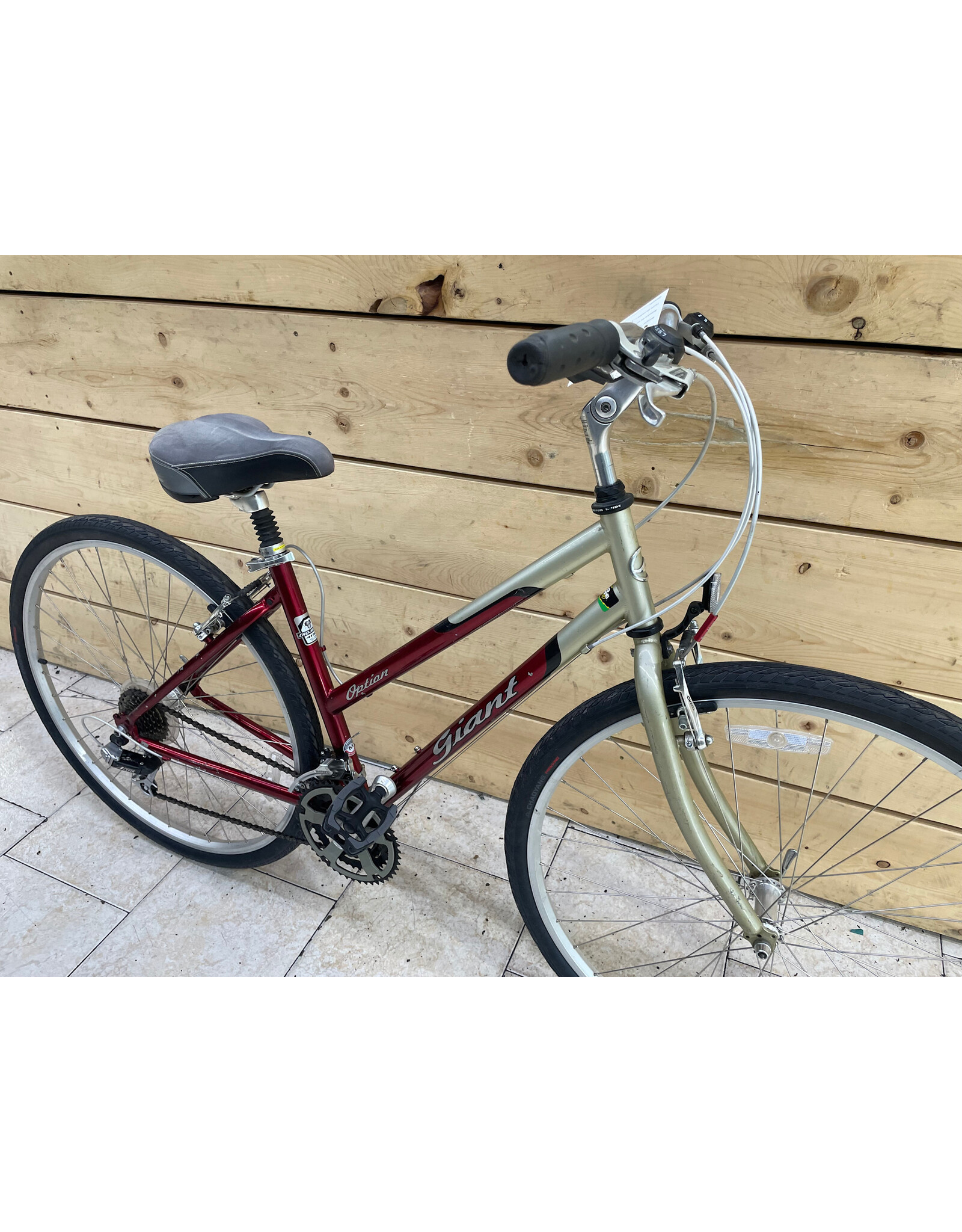 Vélo hybride usagé Giant 17.5'' - 13454