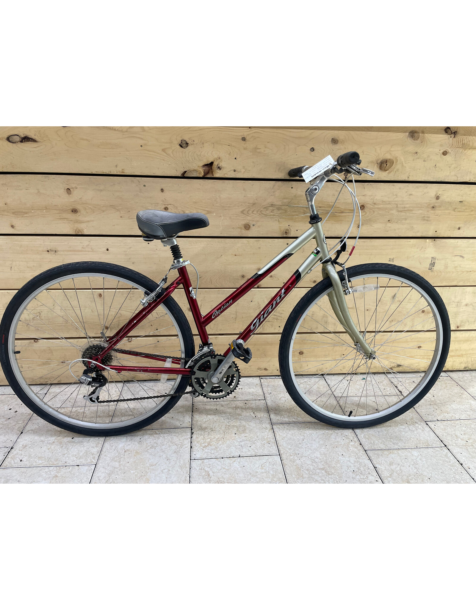 Vélo hybride usagé Giant 17.5'' - 13454