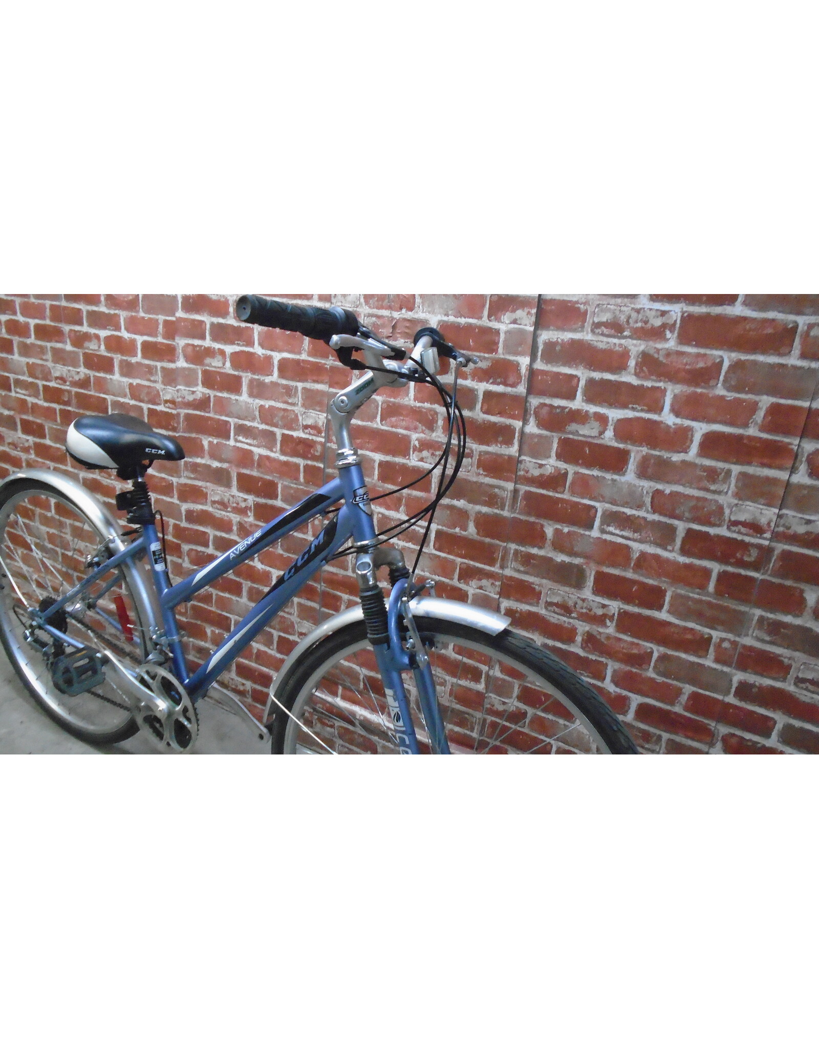 Vélo hybride usagé CCM 16" - 13490