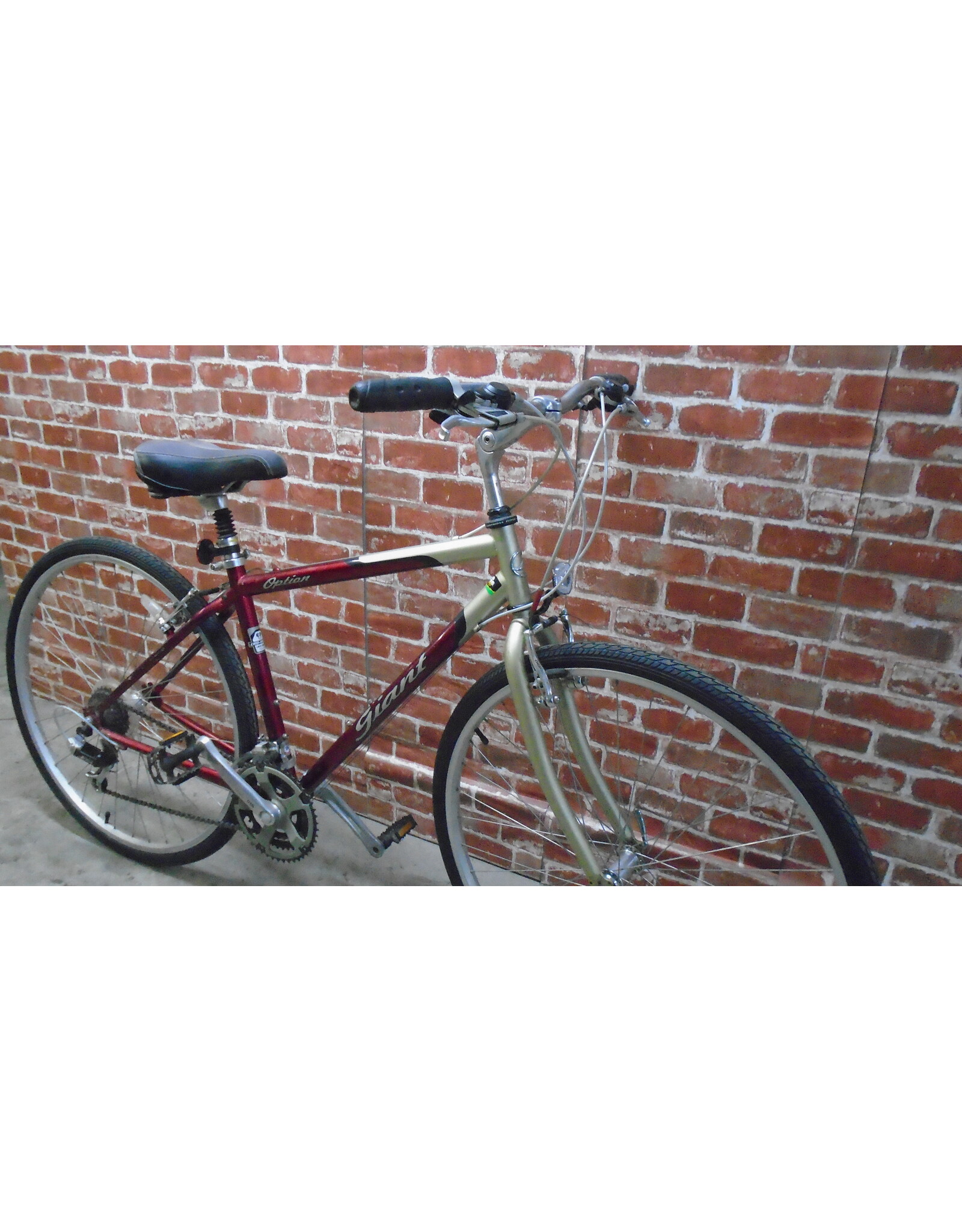 Vélo hybride usagé Giant 17" - 13511