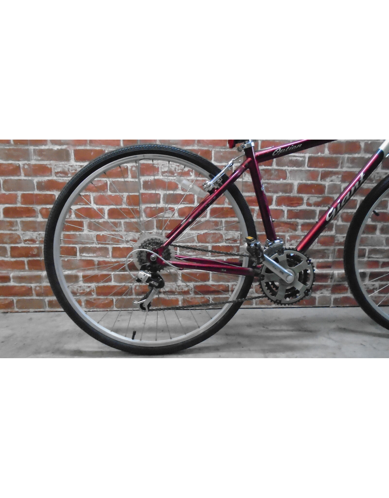 Vélo hybride usagé Giant 17" - 13511