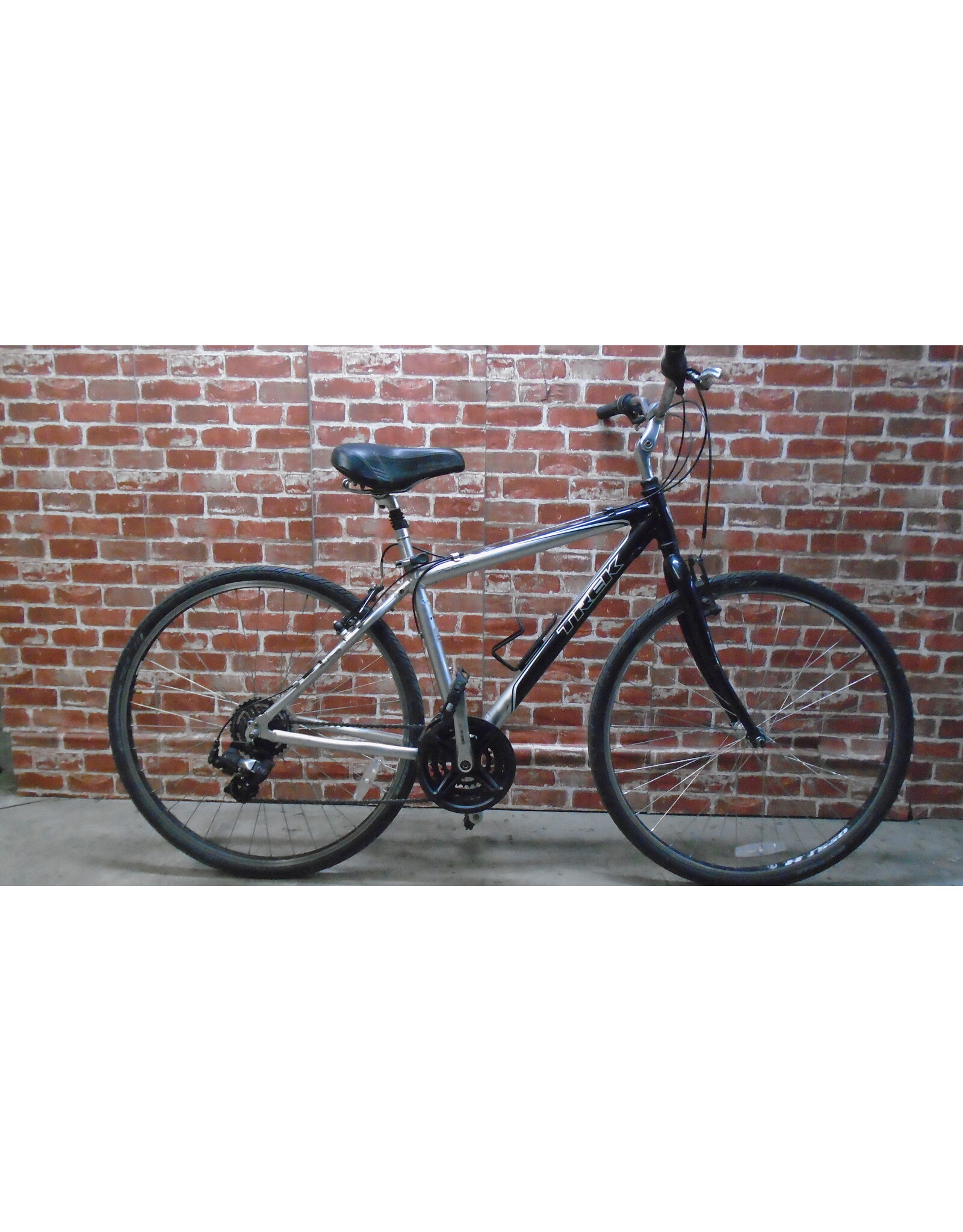 Vélo hybride usagé Trek 17.5" - 13521