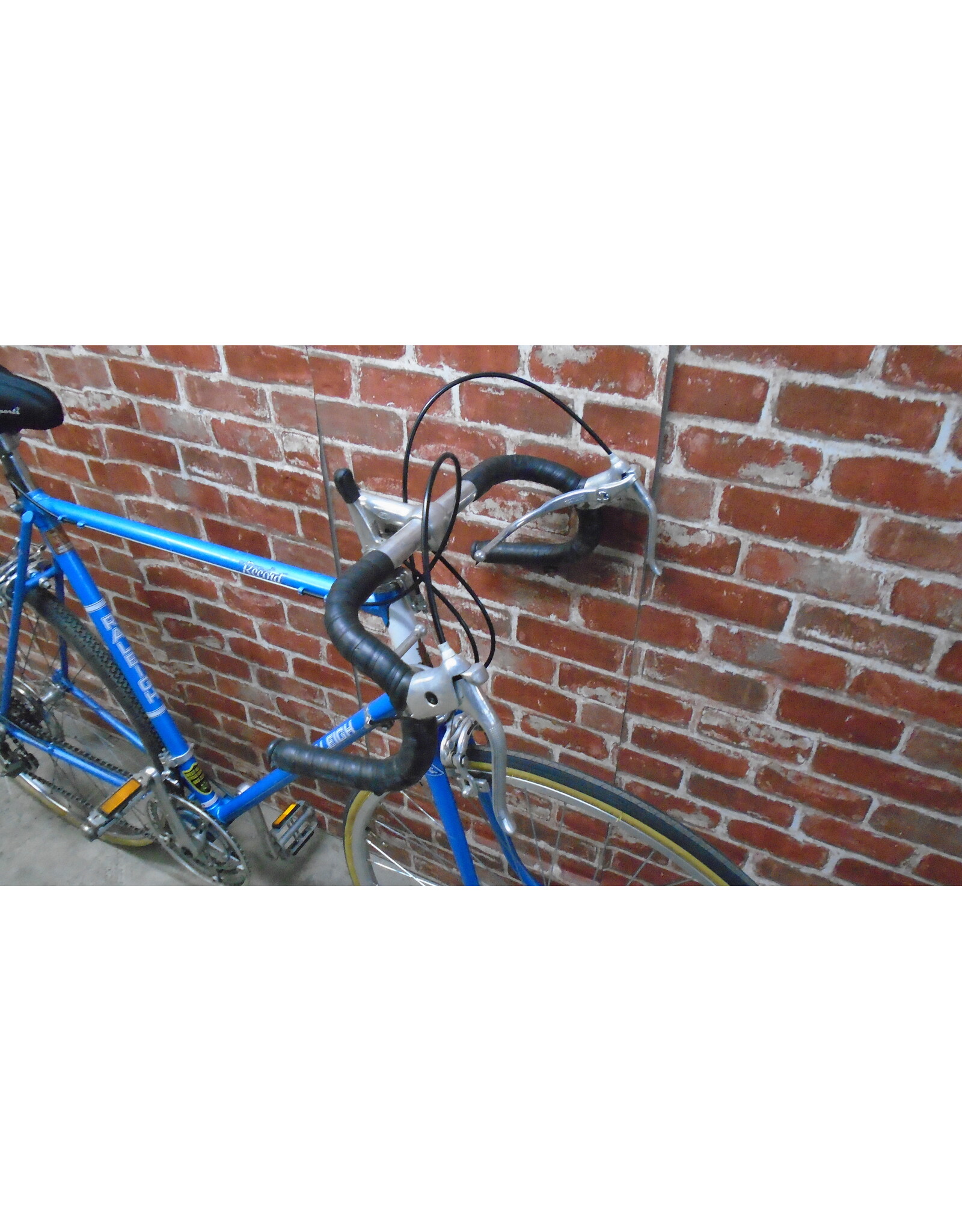 Vélo de route usagé Raleigh  23" - 13535