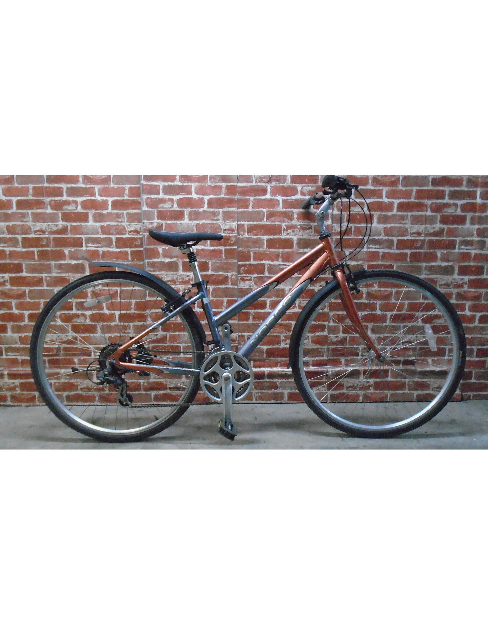 Vélo hybride usagé Norco 15" - 13538