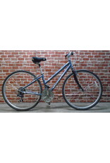 Vélo hybride usagé Giant 15" - 13585