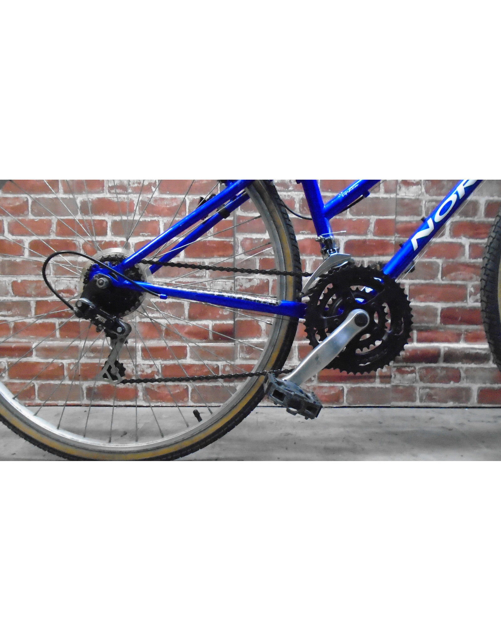 Vélo hybride usagé Norco 15" - 13589
