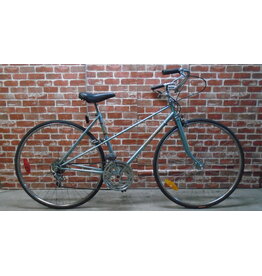 Vélo de ville usagé Sakura 19" -13592