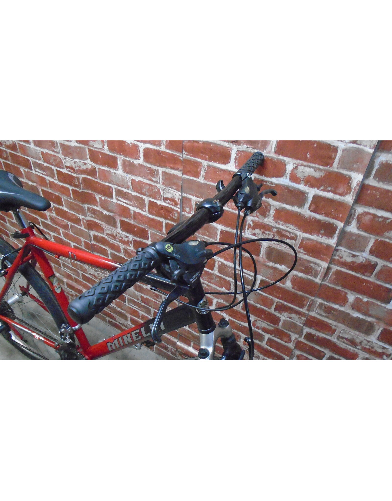 Vélo hybride usagé Minelli 19.5 - 13599