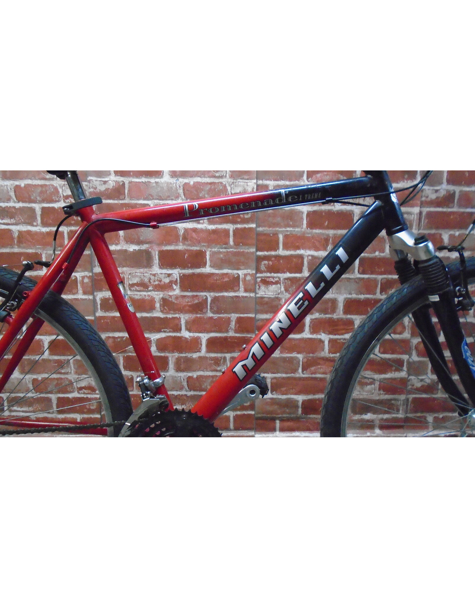 Vélo hybride usagé Minelli 19.5 - 13599