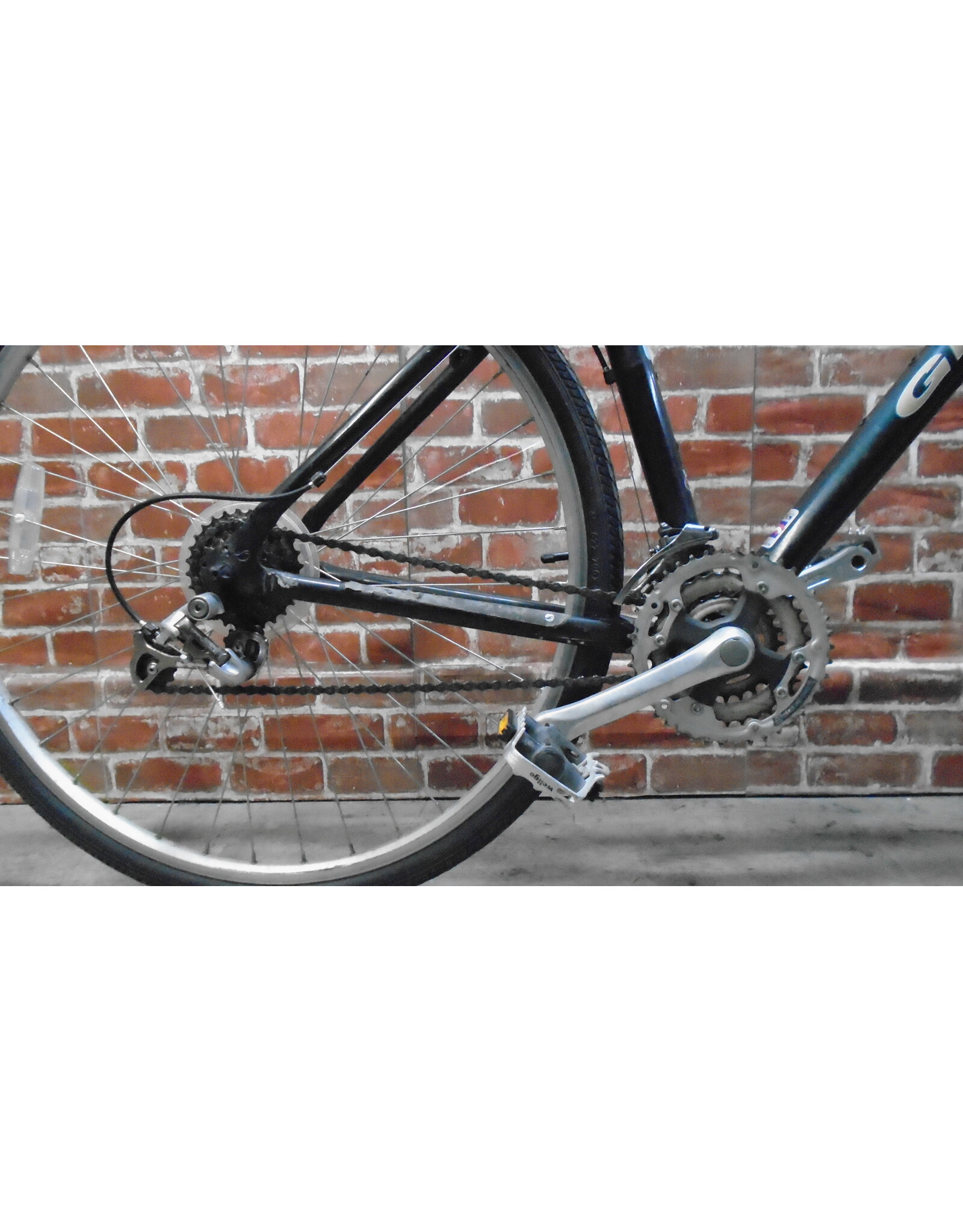 Vélo hybride usagé Giant 17.5" - 13601