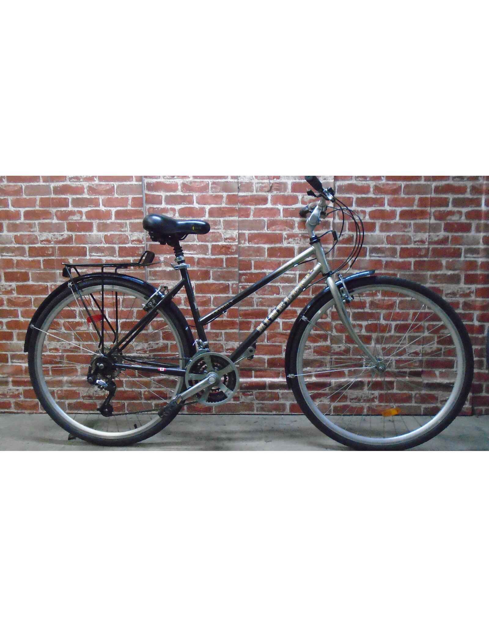 Vélo hybride usagé Minelli 18" - 13625