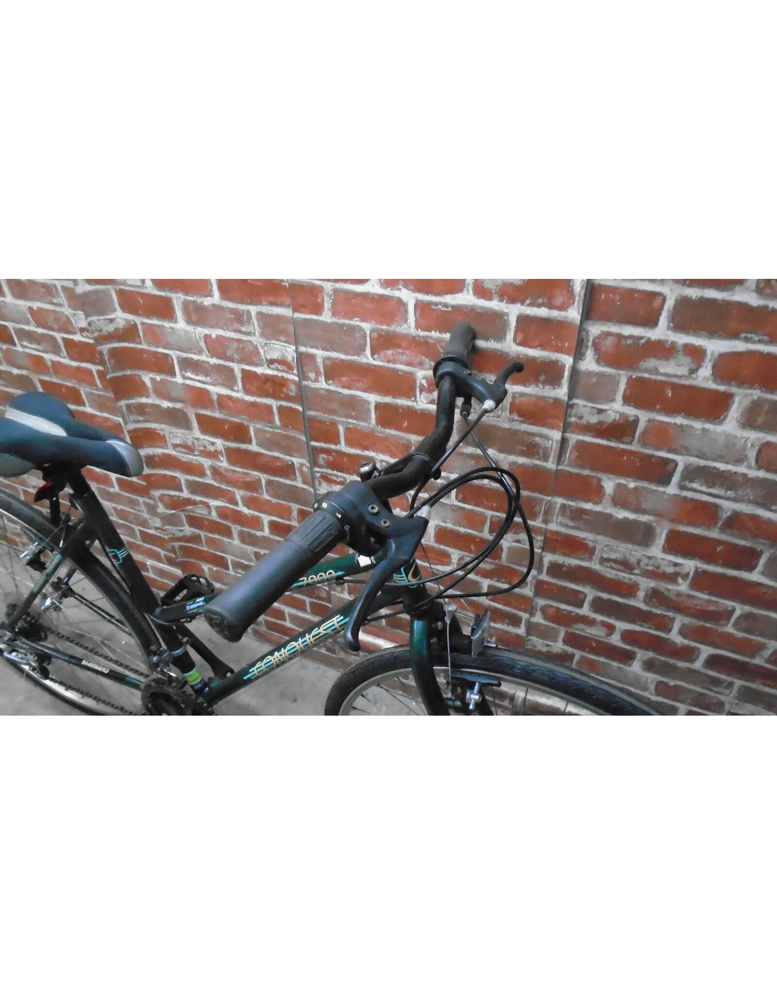 Vélo hybride usagé Conquest 18.5" - 13631
