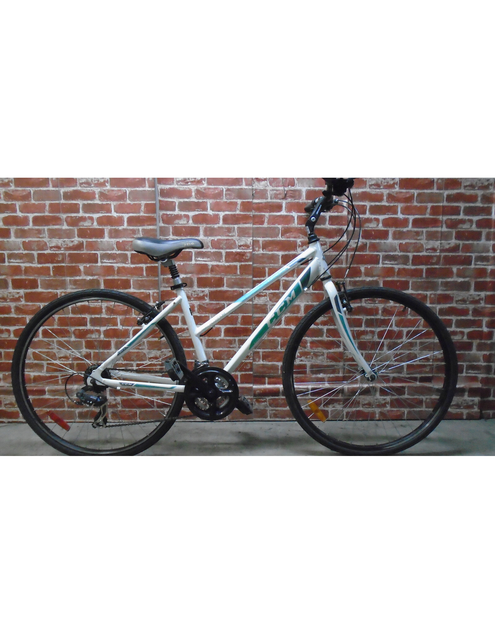 Vélo hybride usagé CCM 17" - 13638