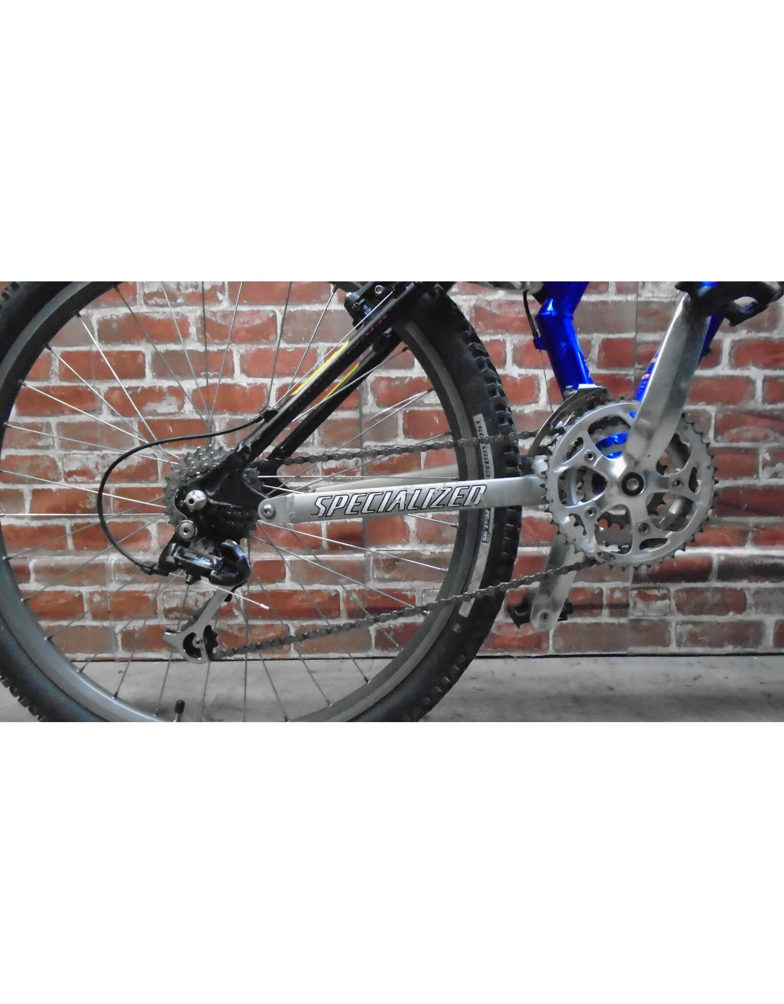 Vélo de montagne usagé  Specialized 17" - 13642