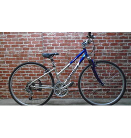 Vélo hybride usagé Devinci 14" - 13658