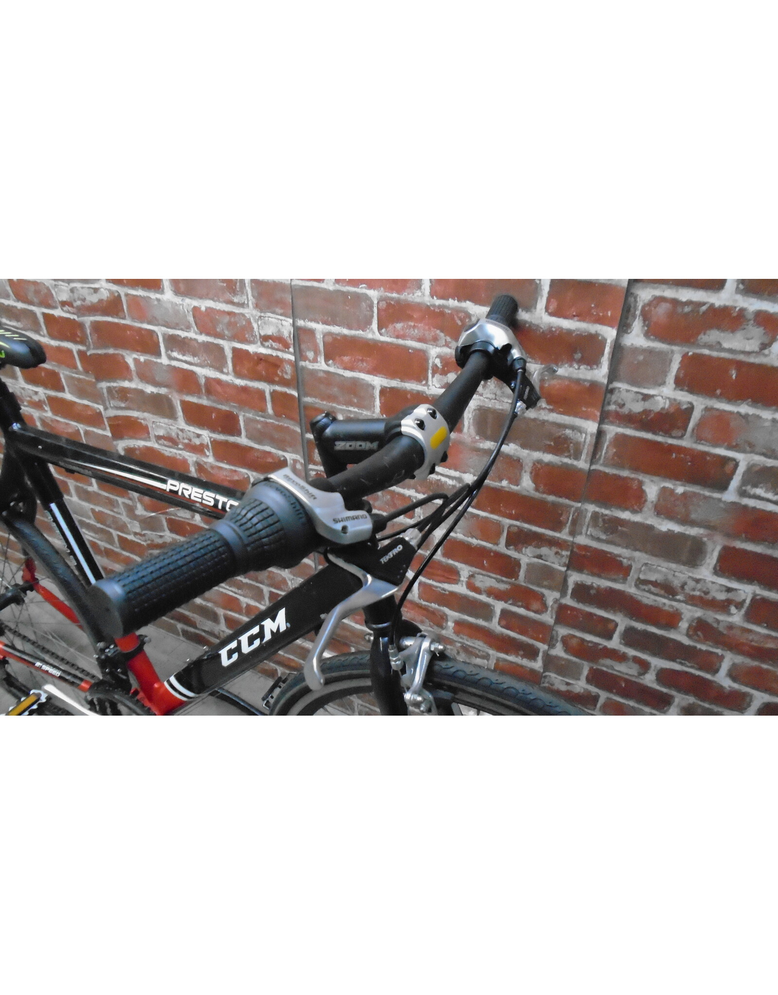 Vélo hybride usagé CCM 22" - 13663