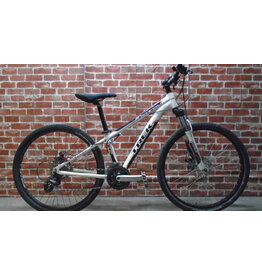 Vélo de montagne usagé  Trek 13" - 13666