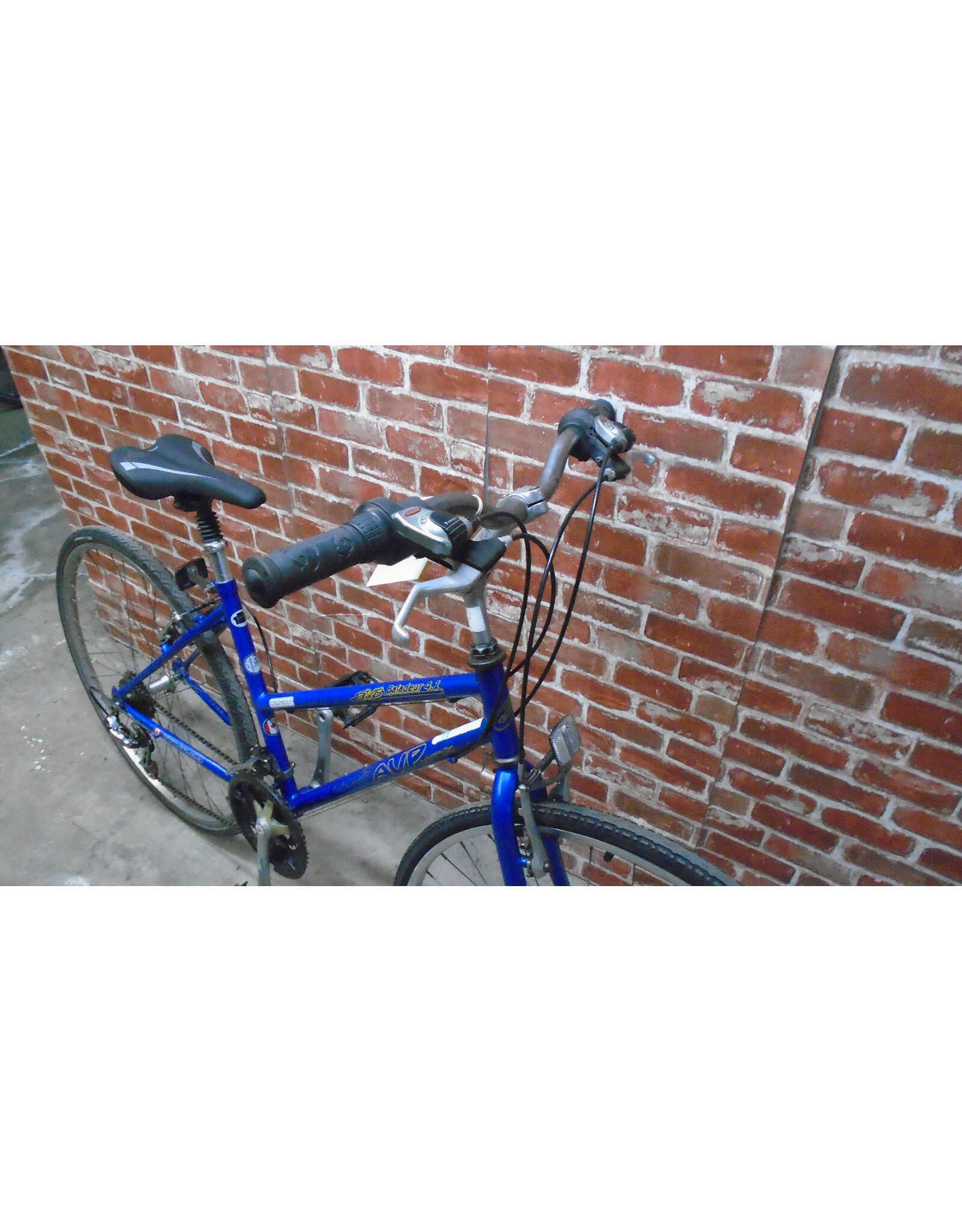 Vélo hybride usagé AVP 17" 13759