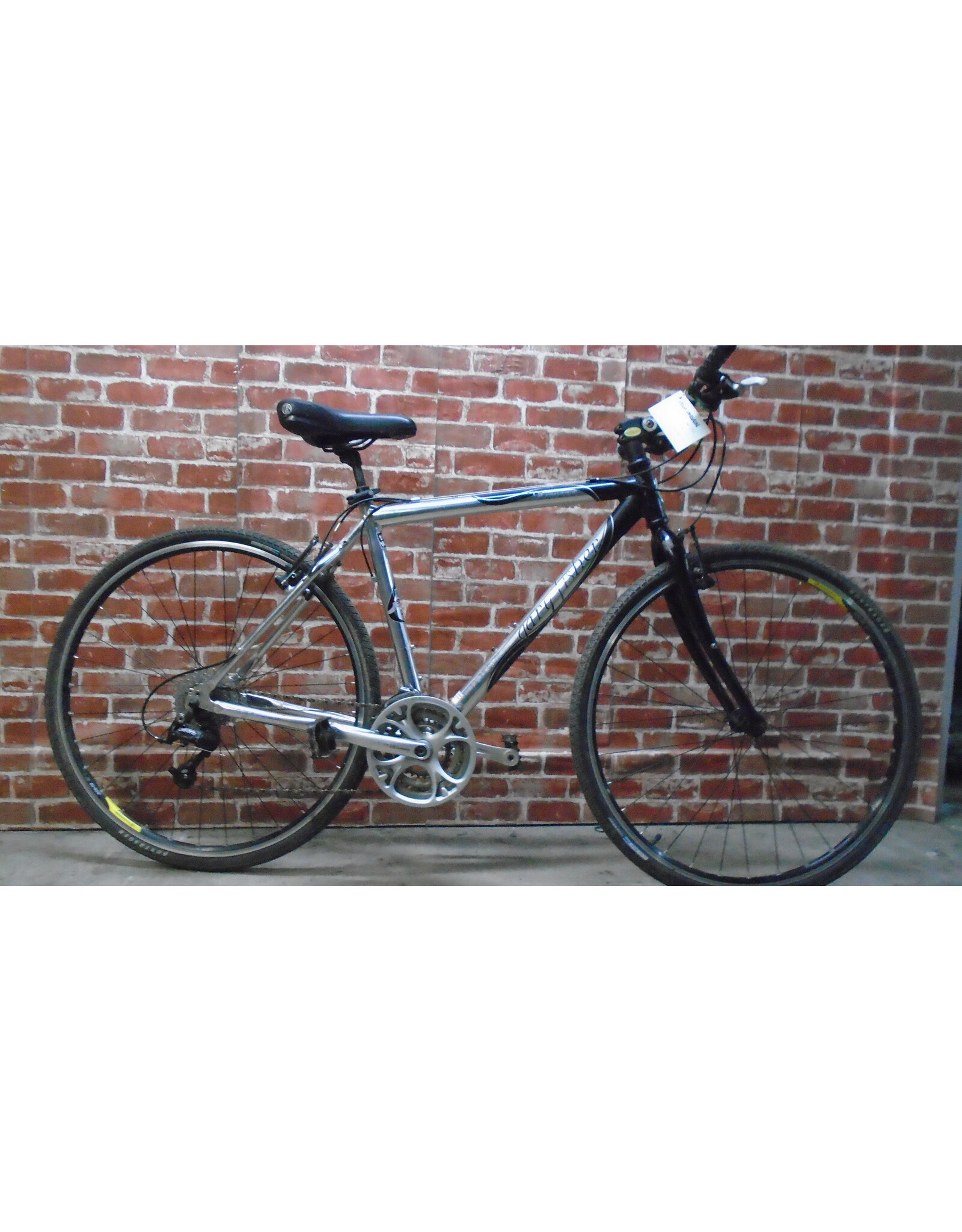 Vélo hybride usagé Gary Fisher 20" 13760