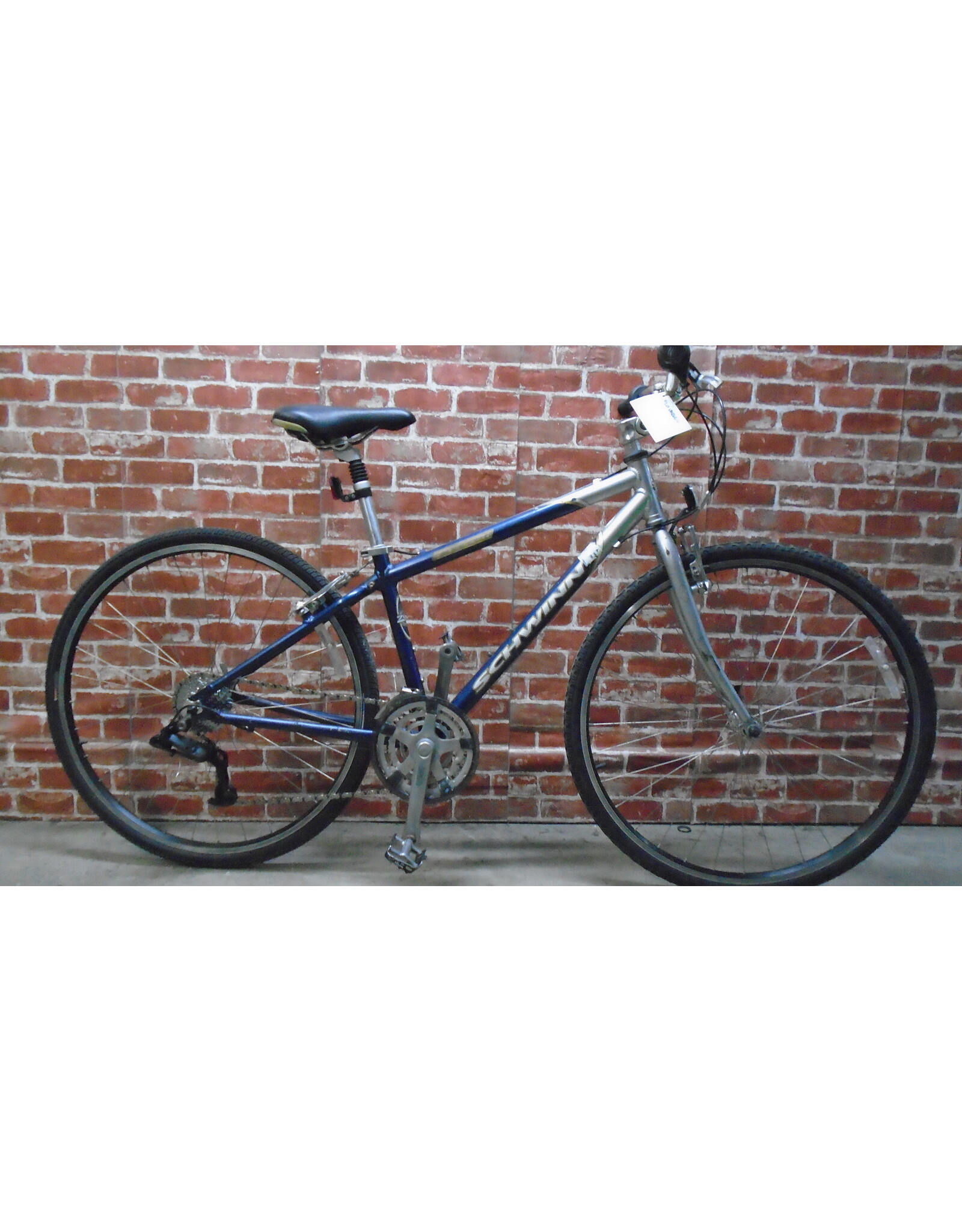 Vélo hybride usagé Schwinn 16" 13770