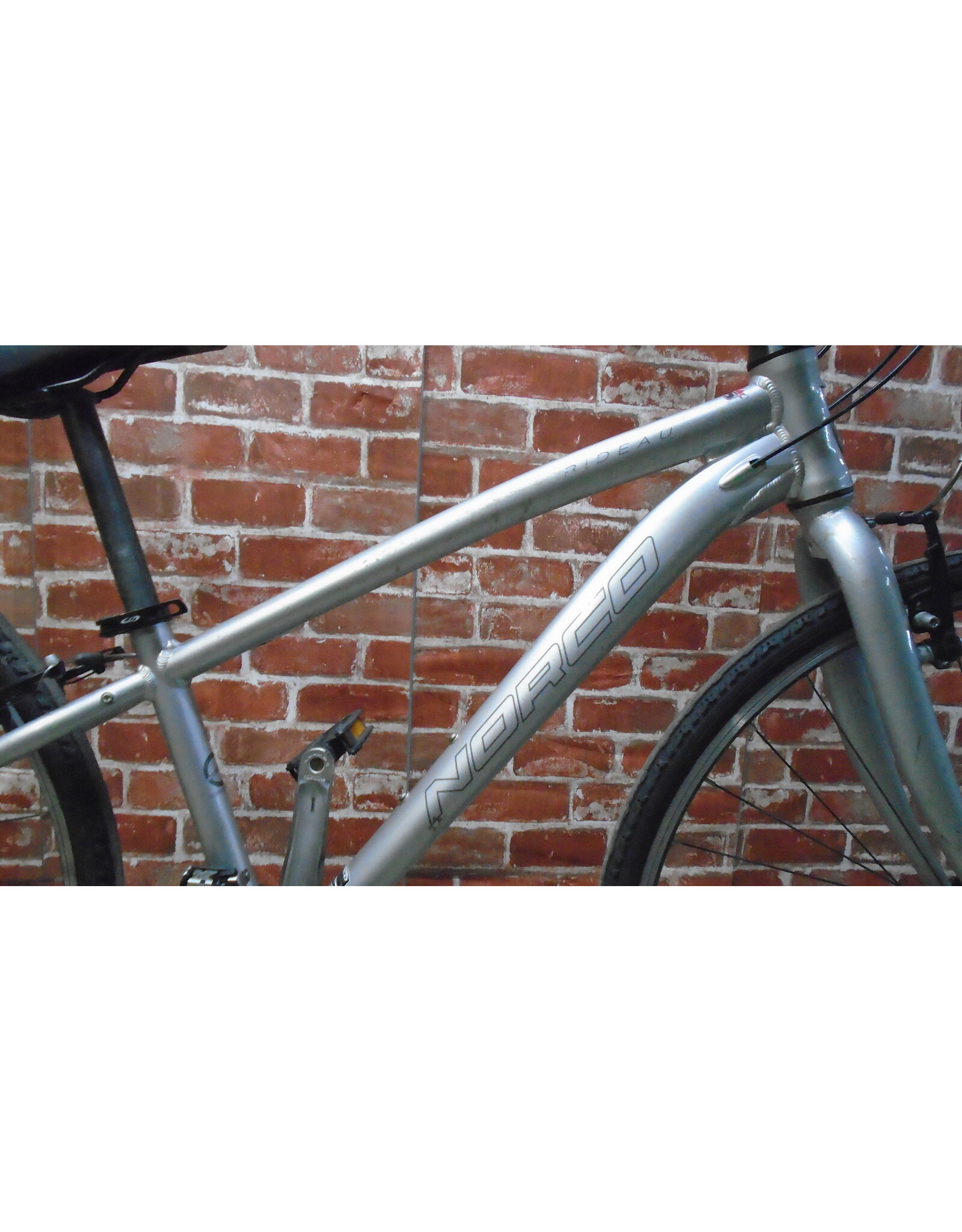 Vélo hybride usagé Norco 14" 13775