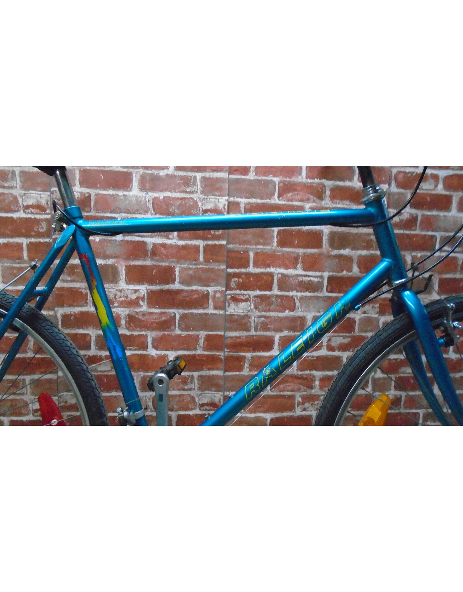 Vélo hybride usagé Raleigh 22" 13776