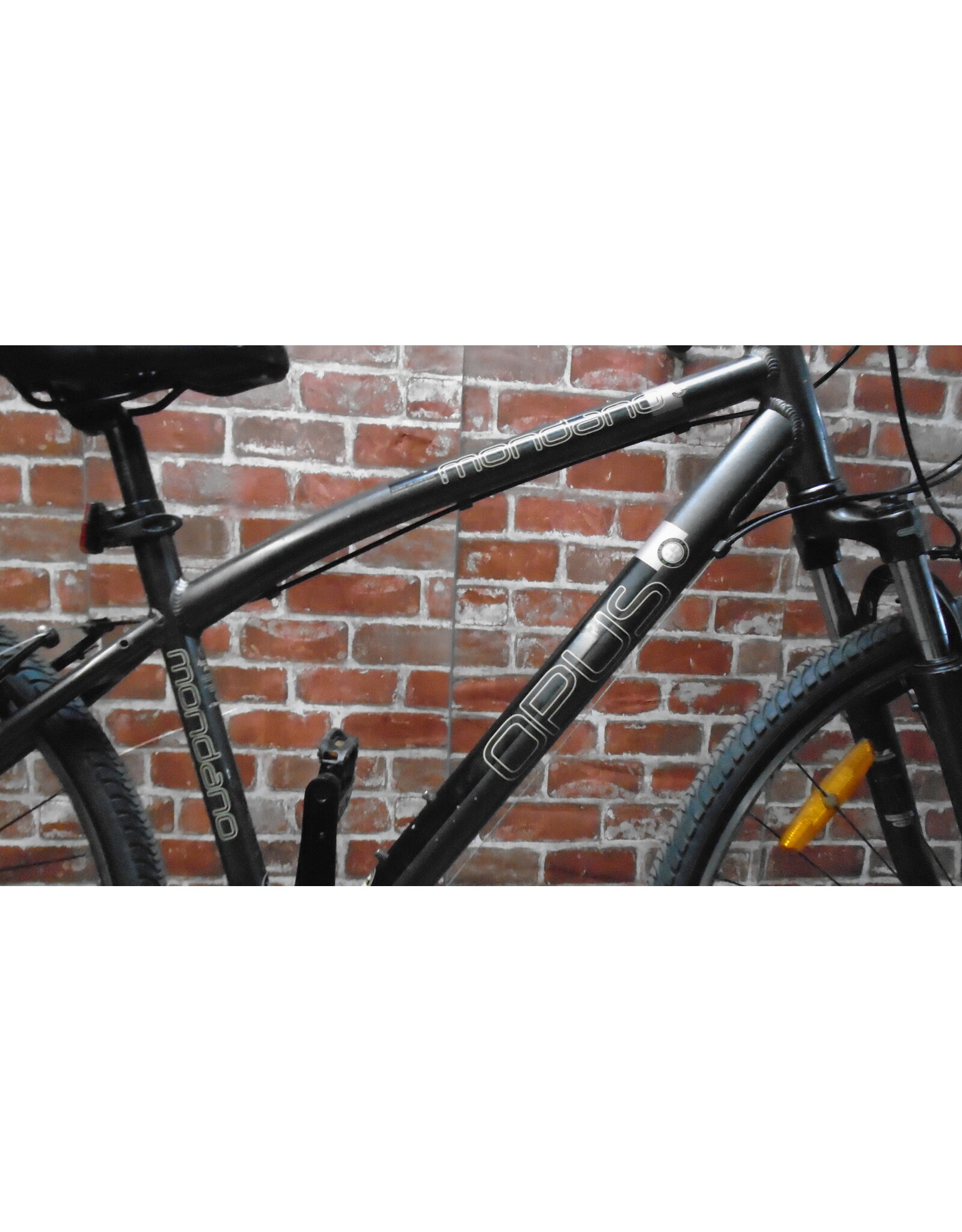Vélo hybride usagé Opus 17" 13557