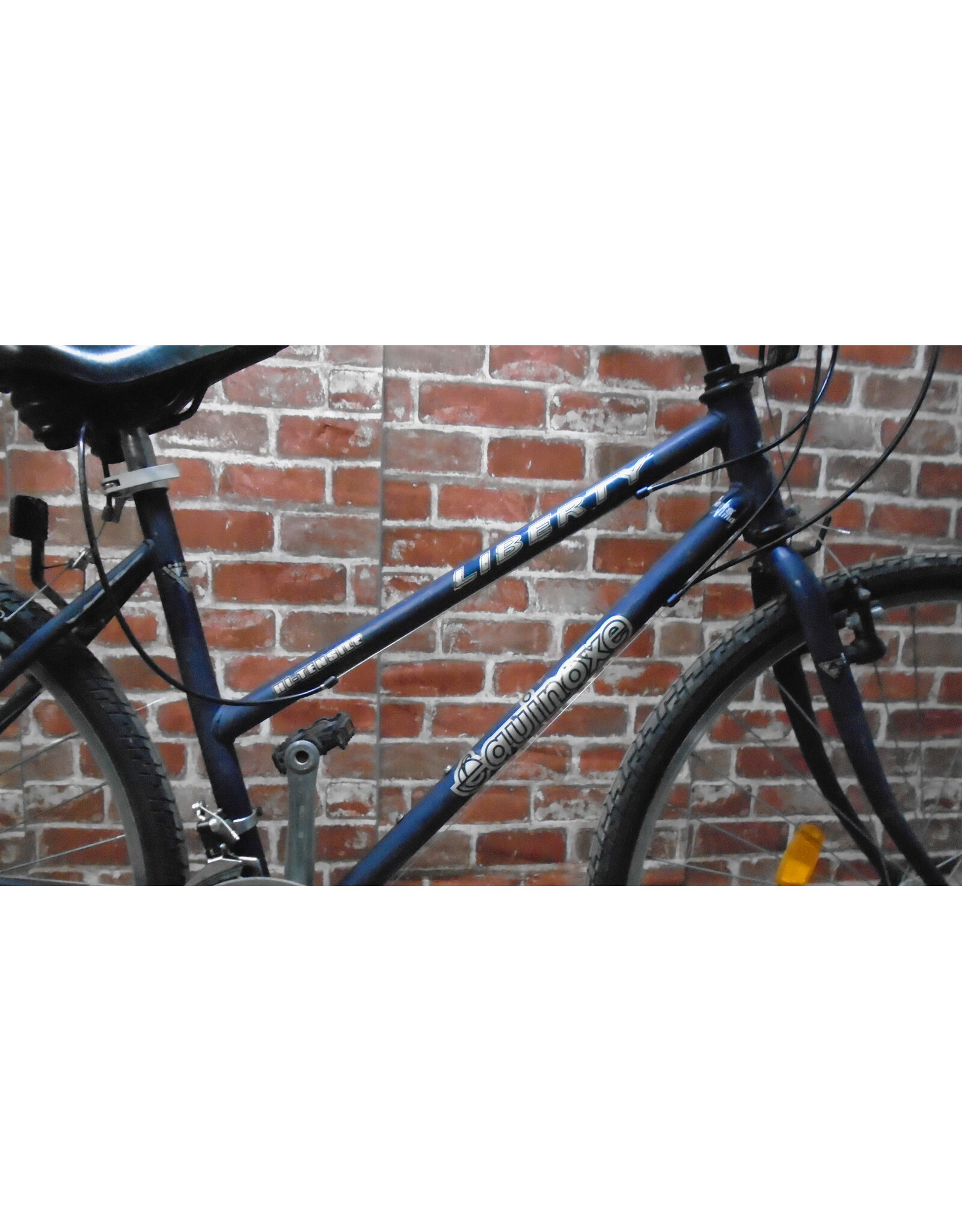 Vélo hybride usagé Equinoxe 18" 13778