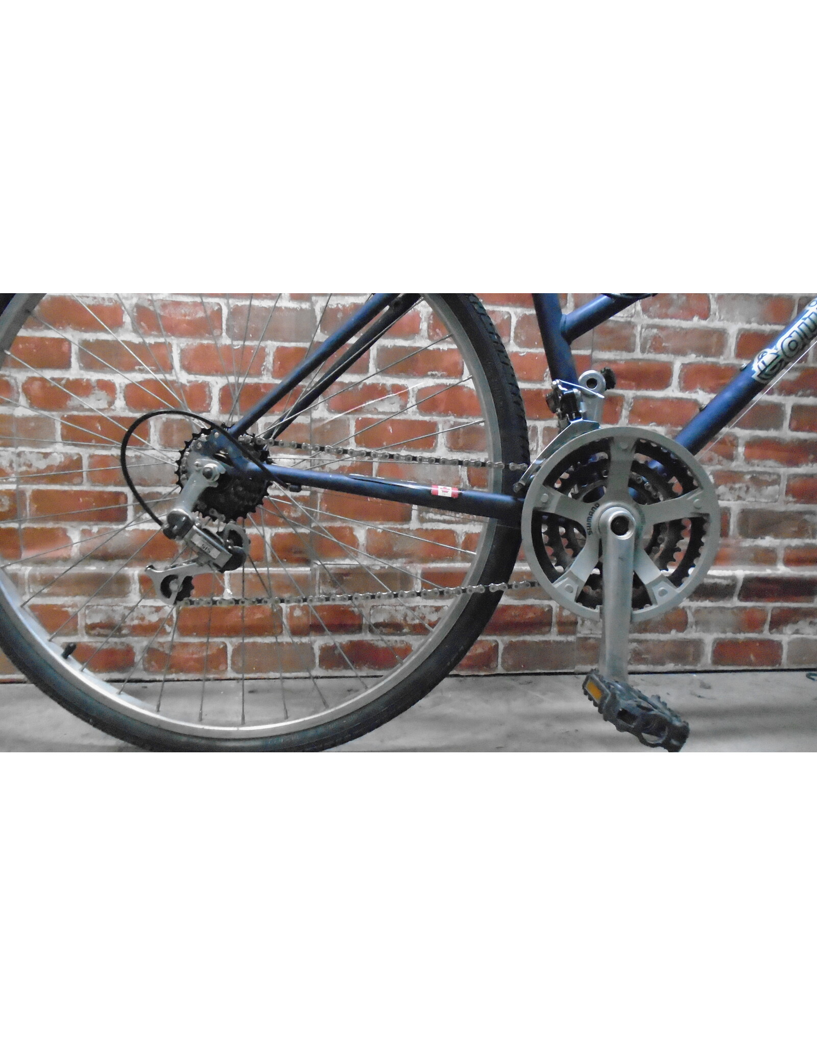 Vélo hybride usagé Equinoxe 18" 13778