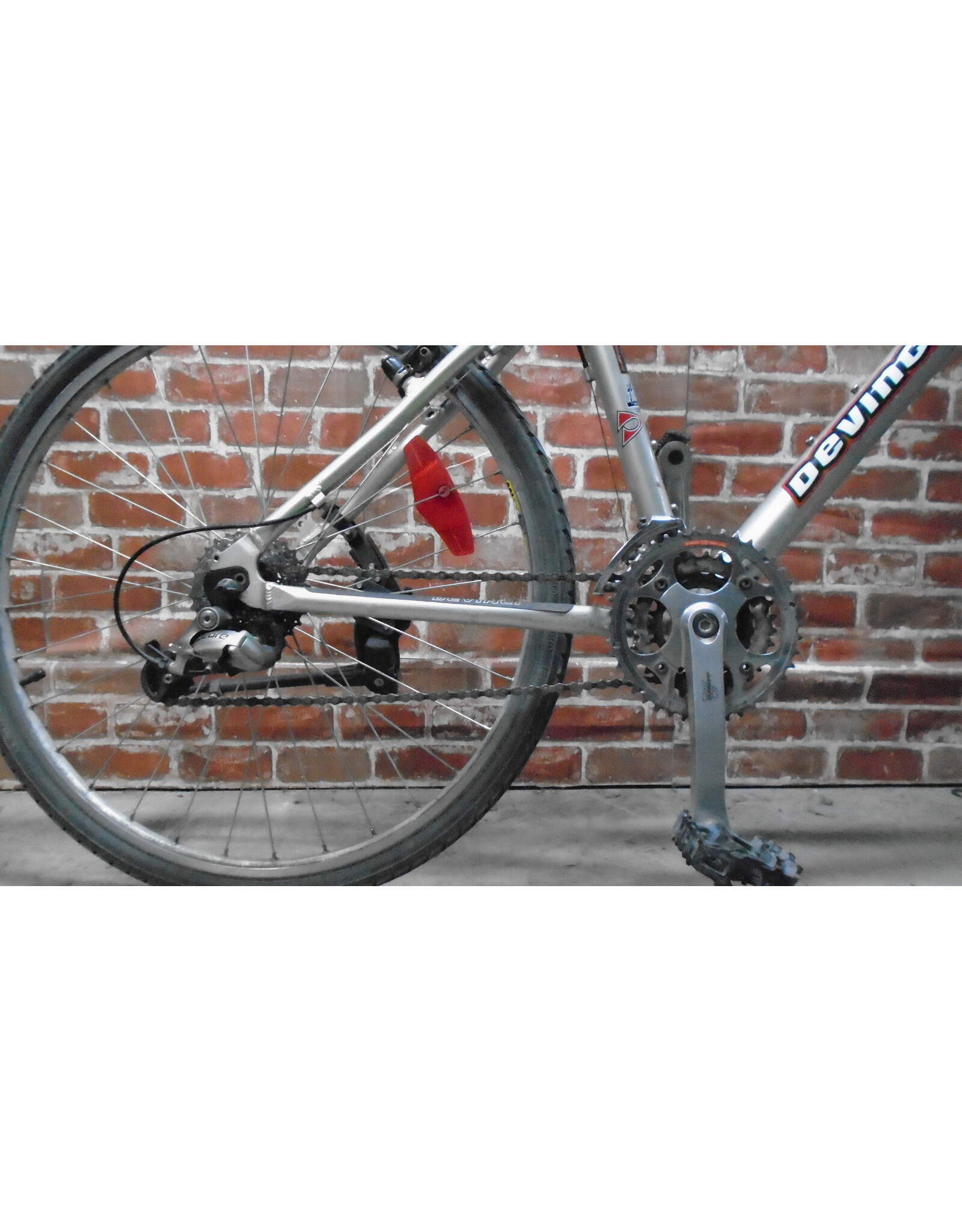 Vélo de ville usagé Devinci 16" 13780