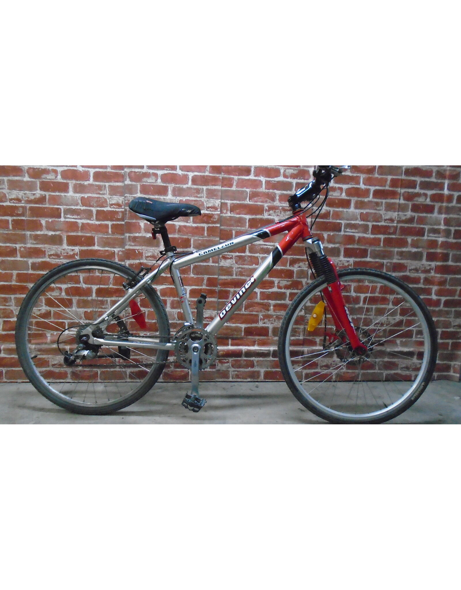 Vélo de ville usagé Devinci 16" 13780