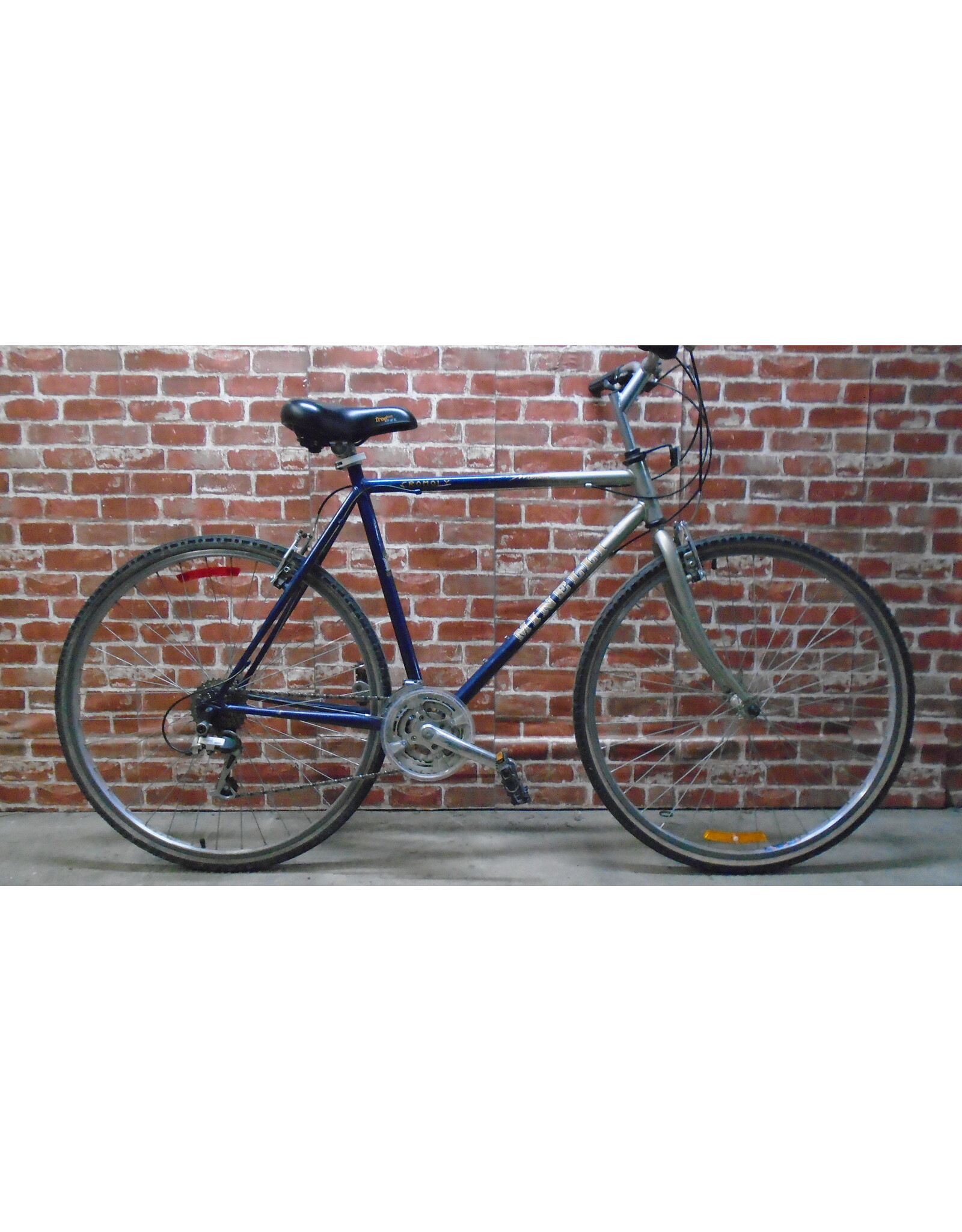 Vélo hybride usagé Minelli 22" - 13802
