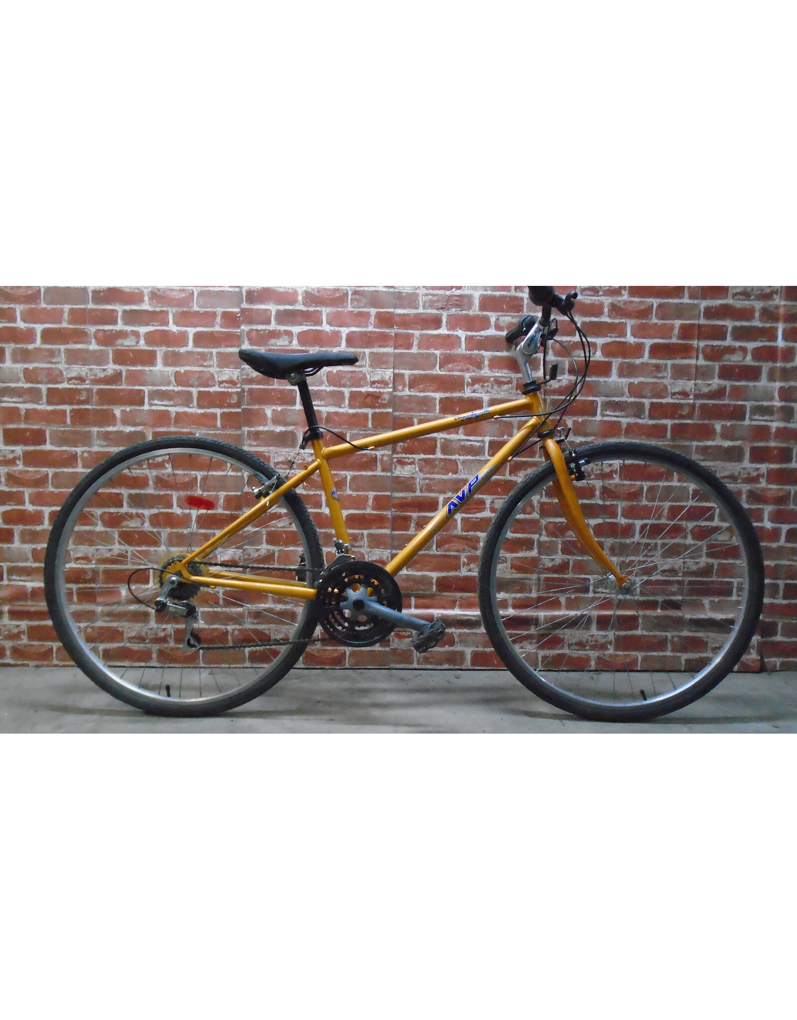 Vélo hybride usagé AVP 17" - 13803