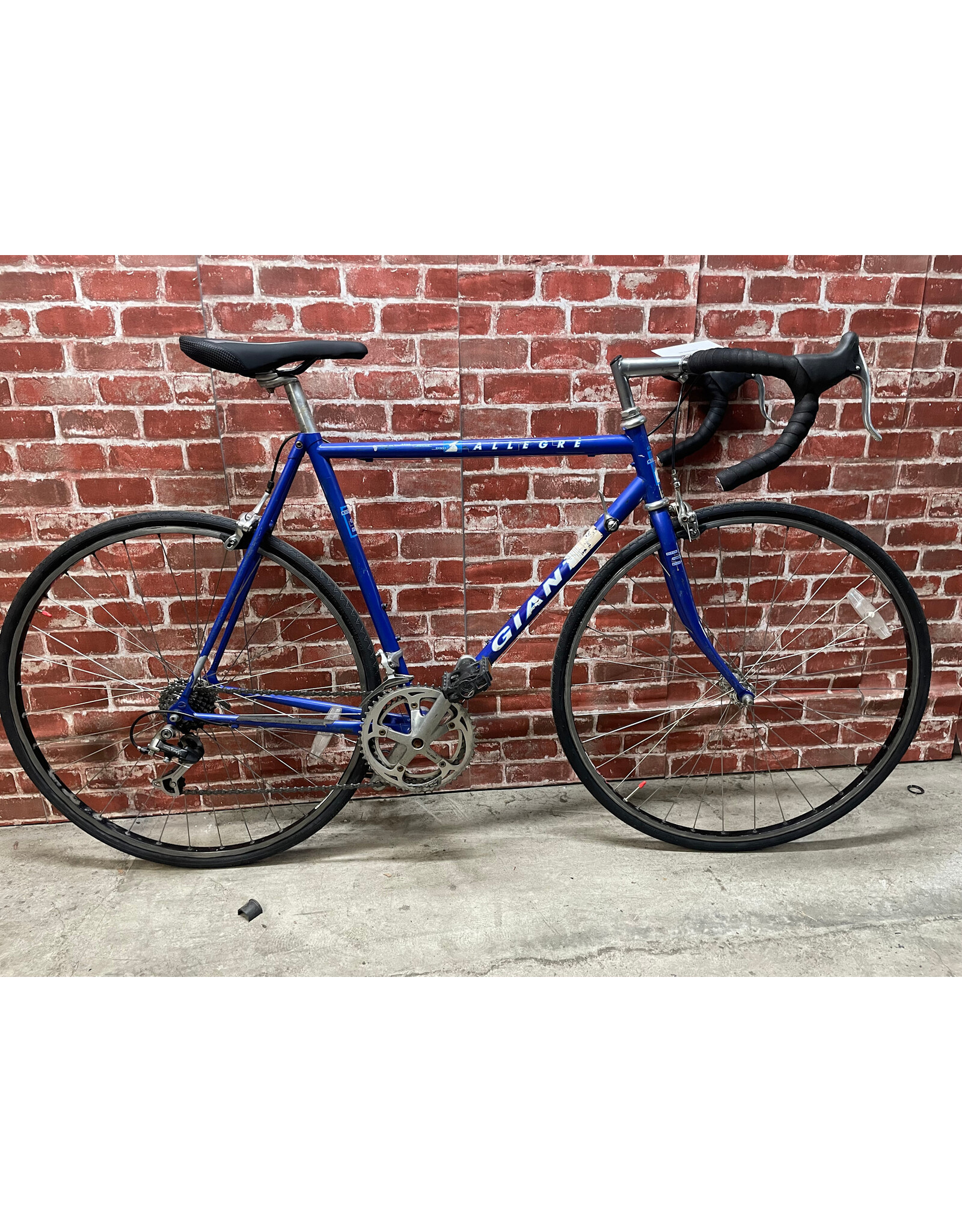 Vélo de route usagé Giant 22" - 13816