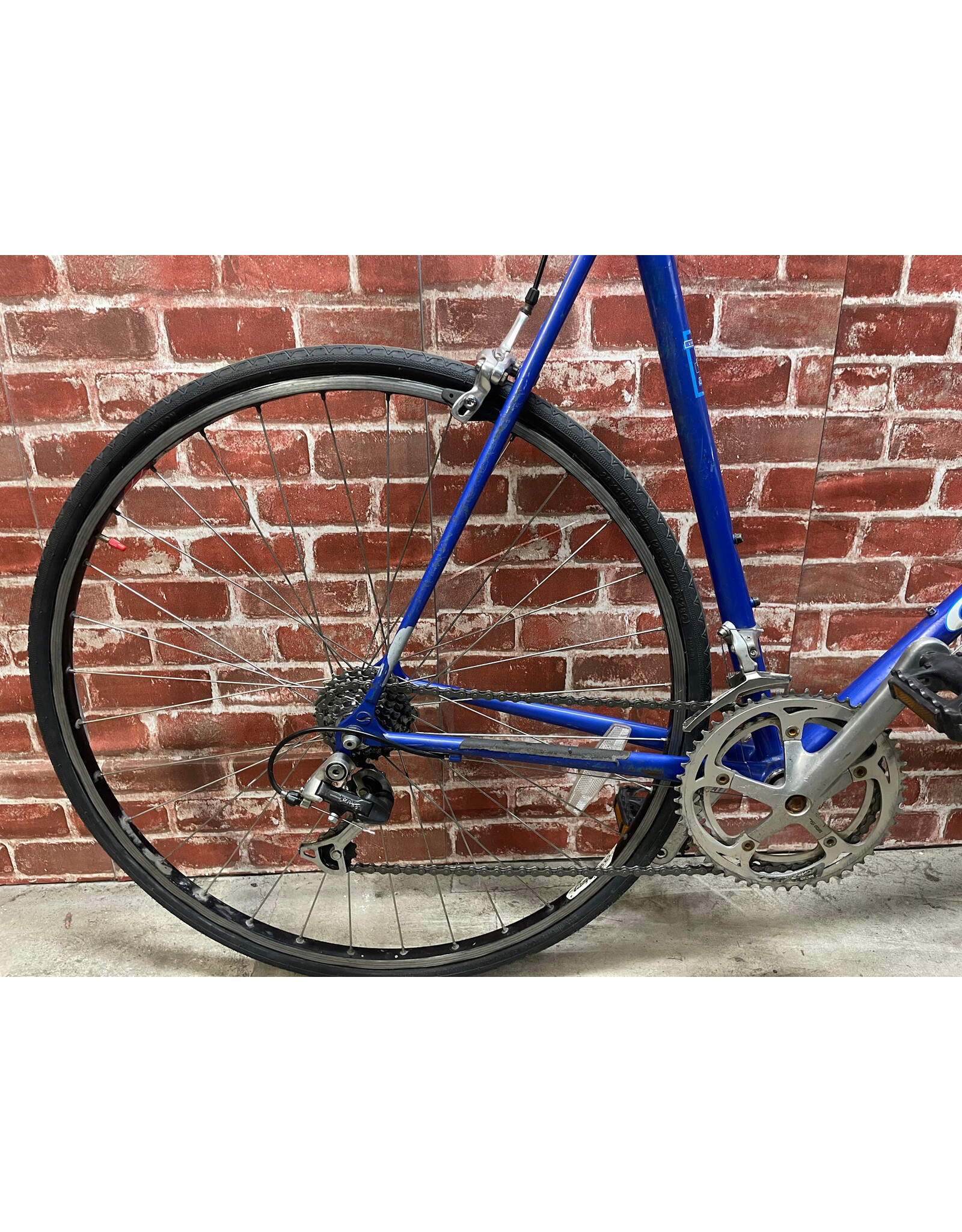 Vélo de route usagé Giant 22" - 13816