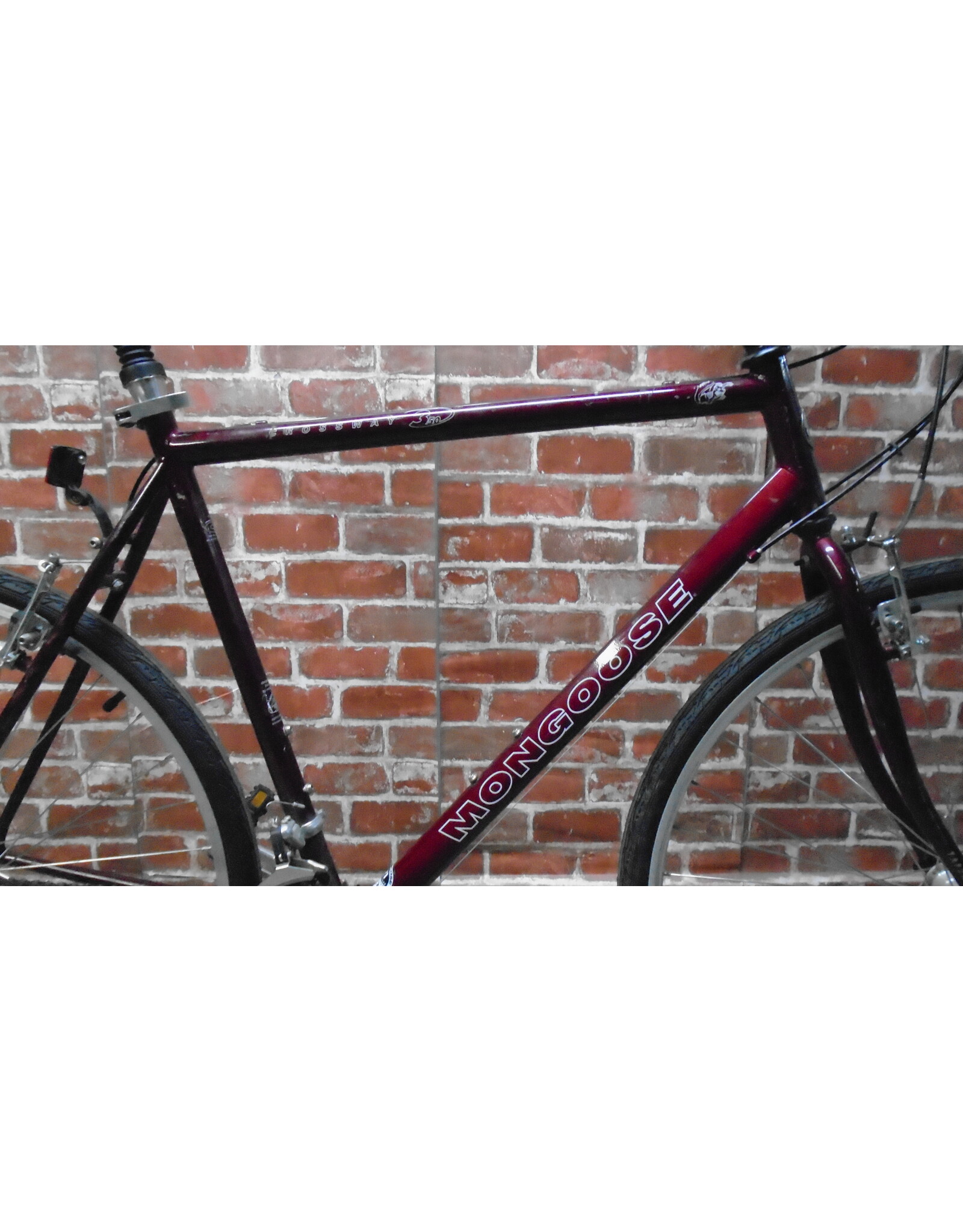 Vélo hybride usagé Mongoose 22.5" - 13835