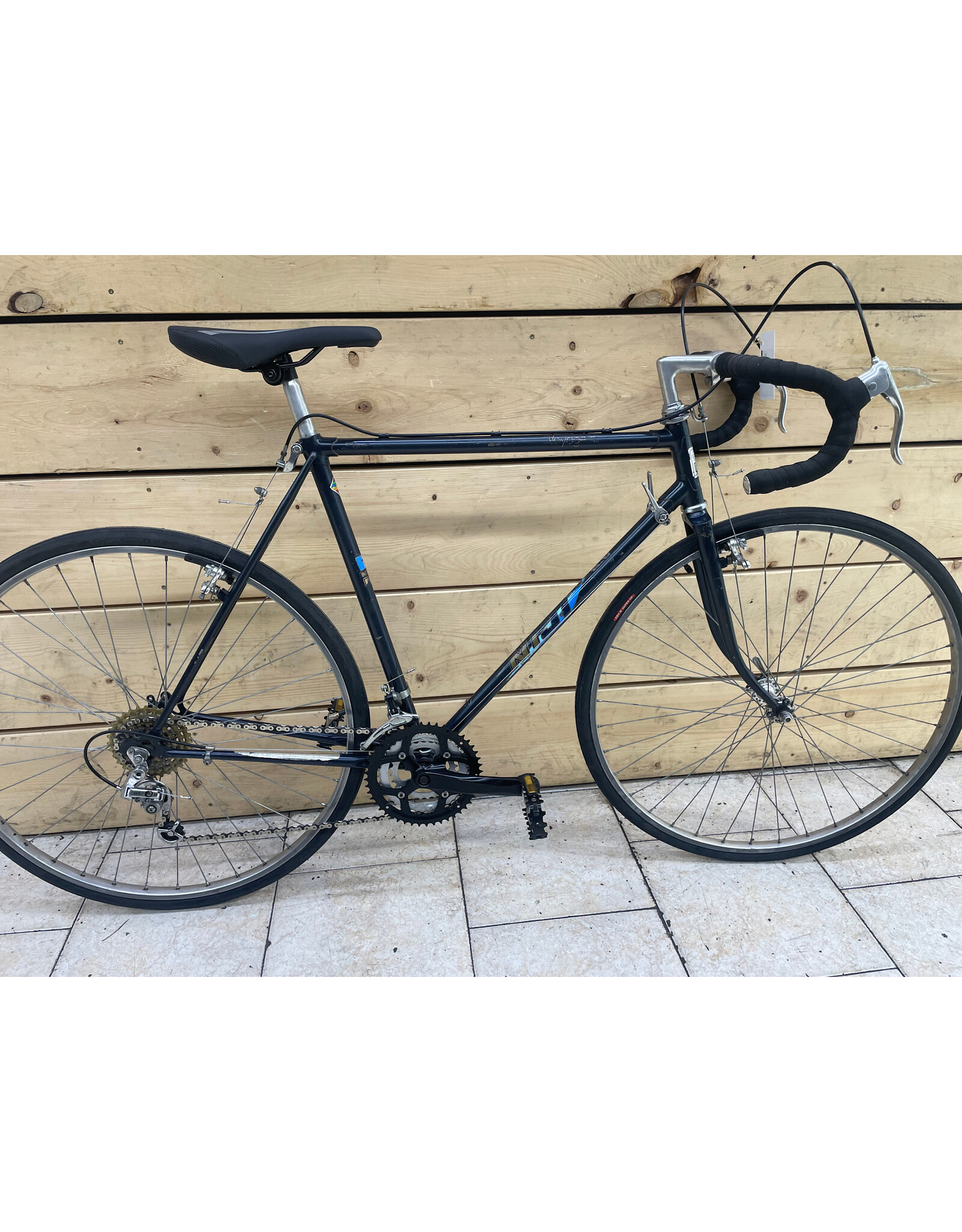 Vélo de cyclotourisme usagé Niji 22" - 13875