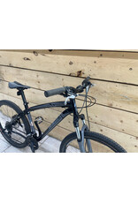 Vélo de montagne usagé  Specialized 17'' - 13889