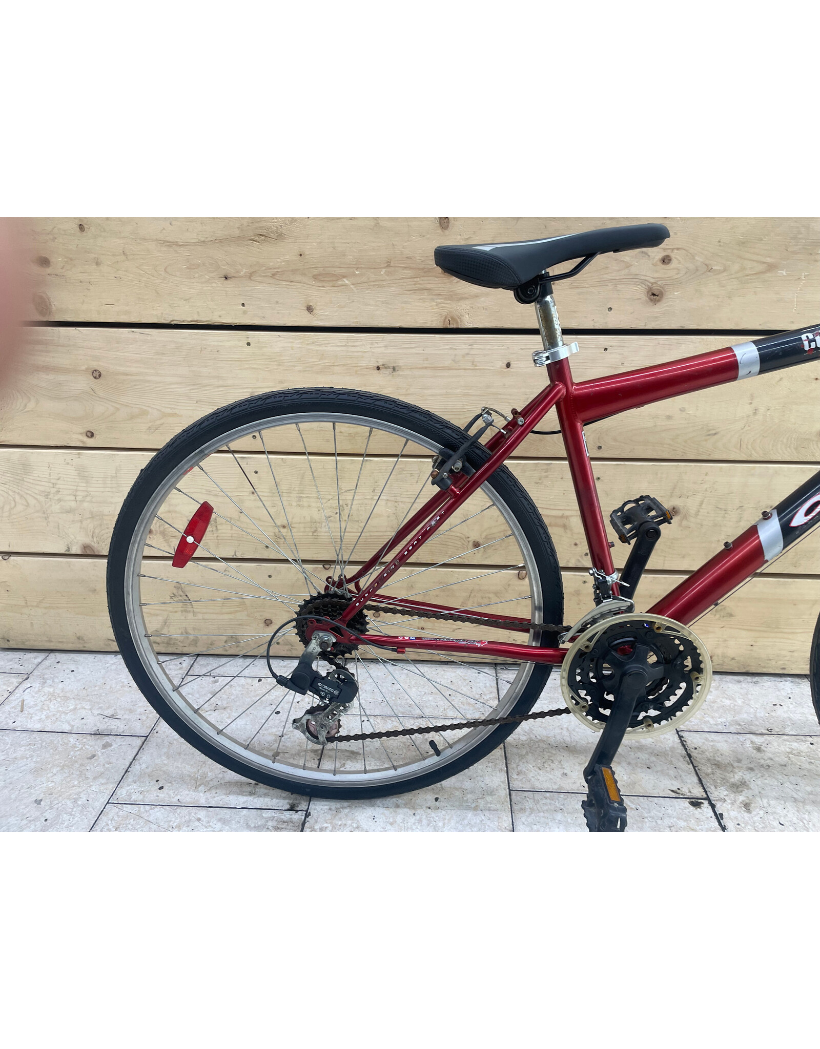 Vélo hybride usagé CCM 18'' - 13904