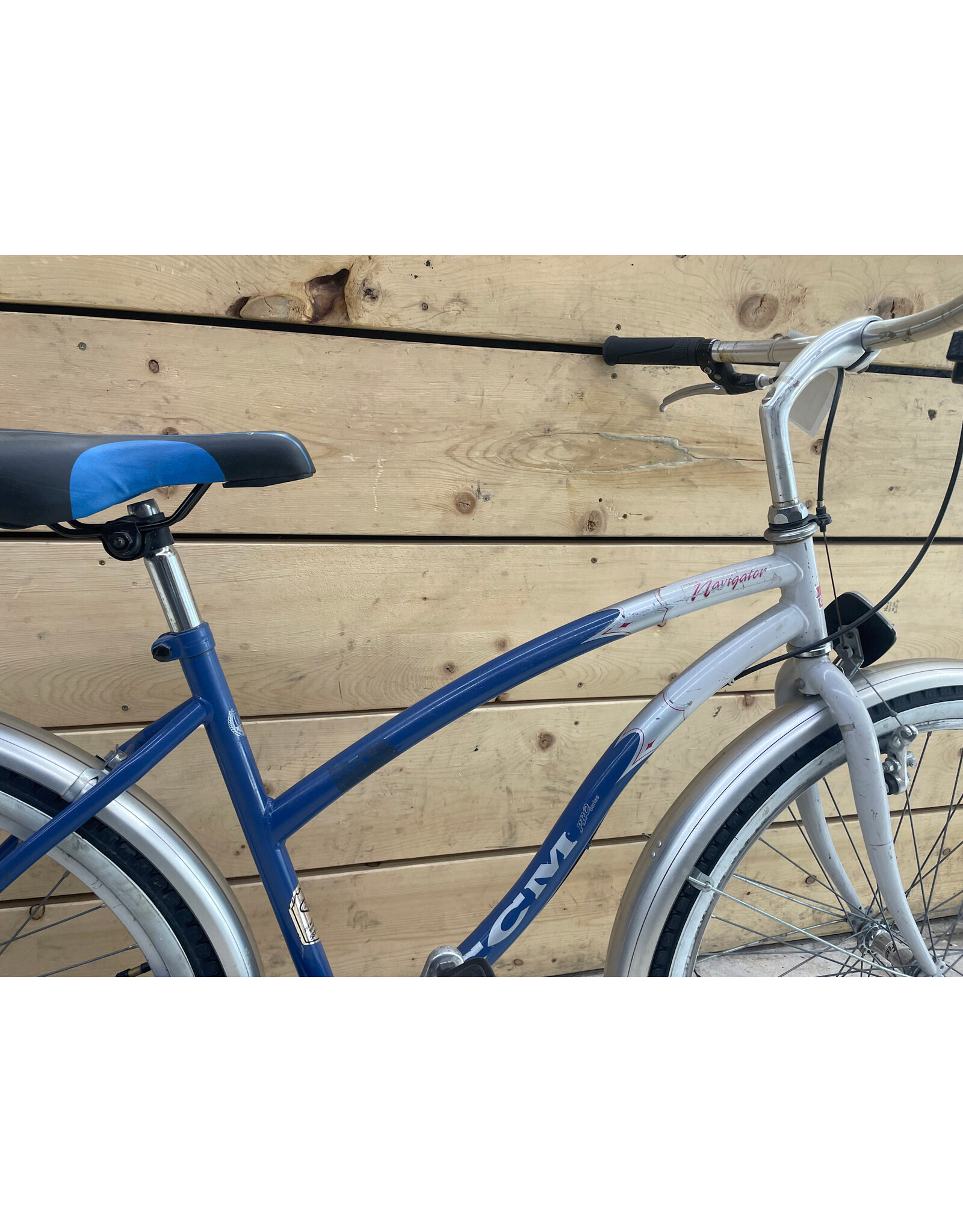 Vélo usagé de ville CCM 18" - 10787