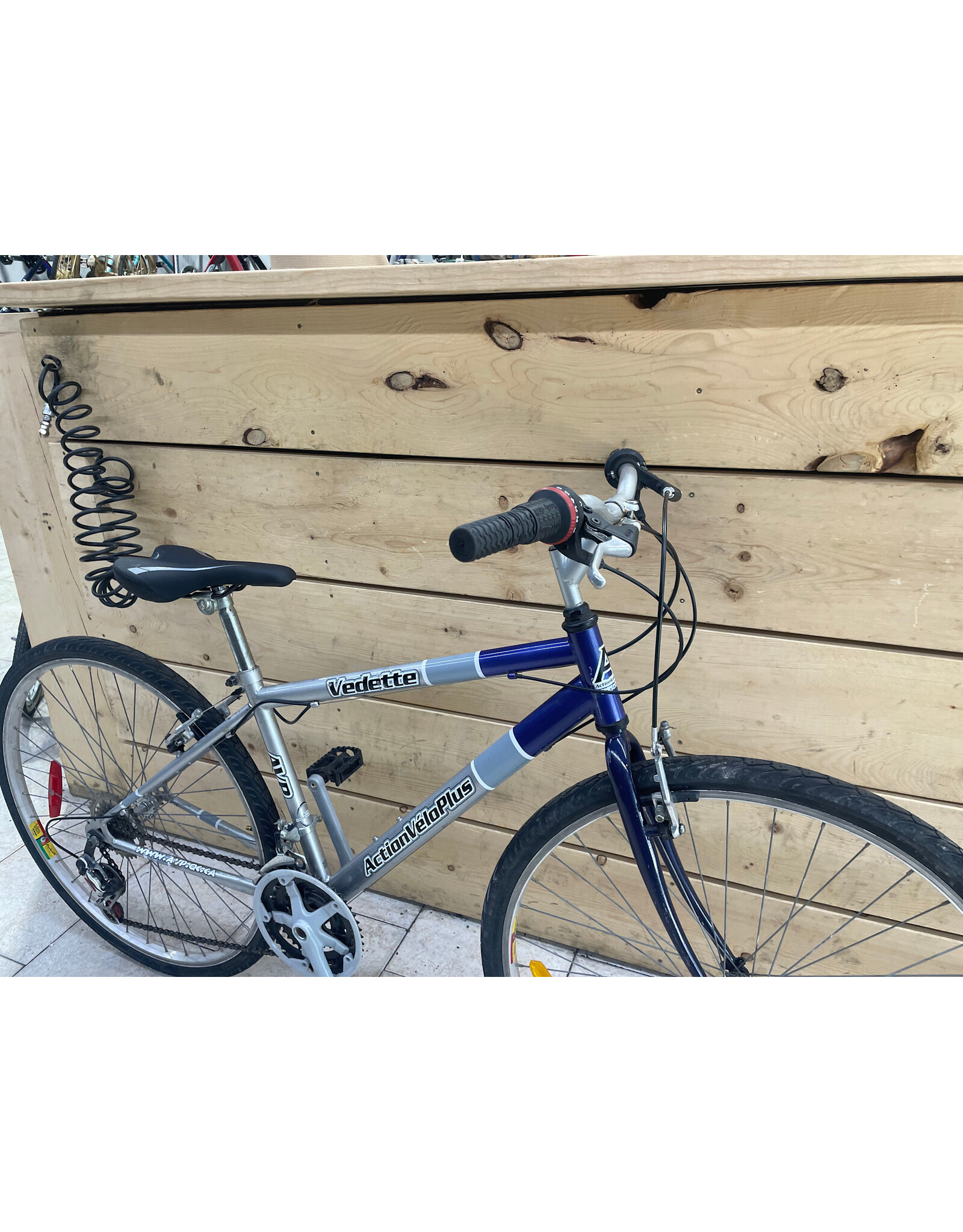 Vélo hybride usagé AVP 16'' - 13922