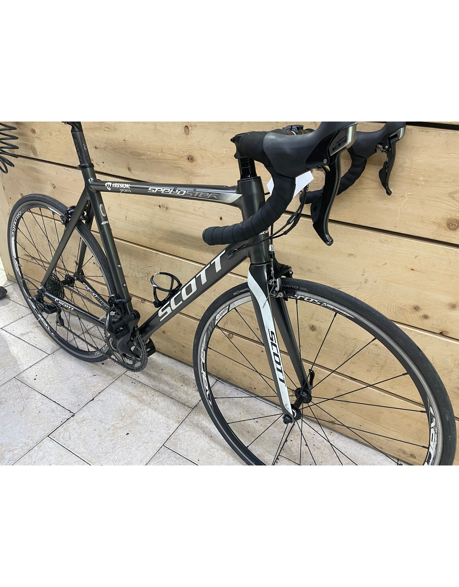 Vélo de route usagé  Scott 56cm - 13896