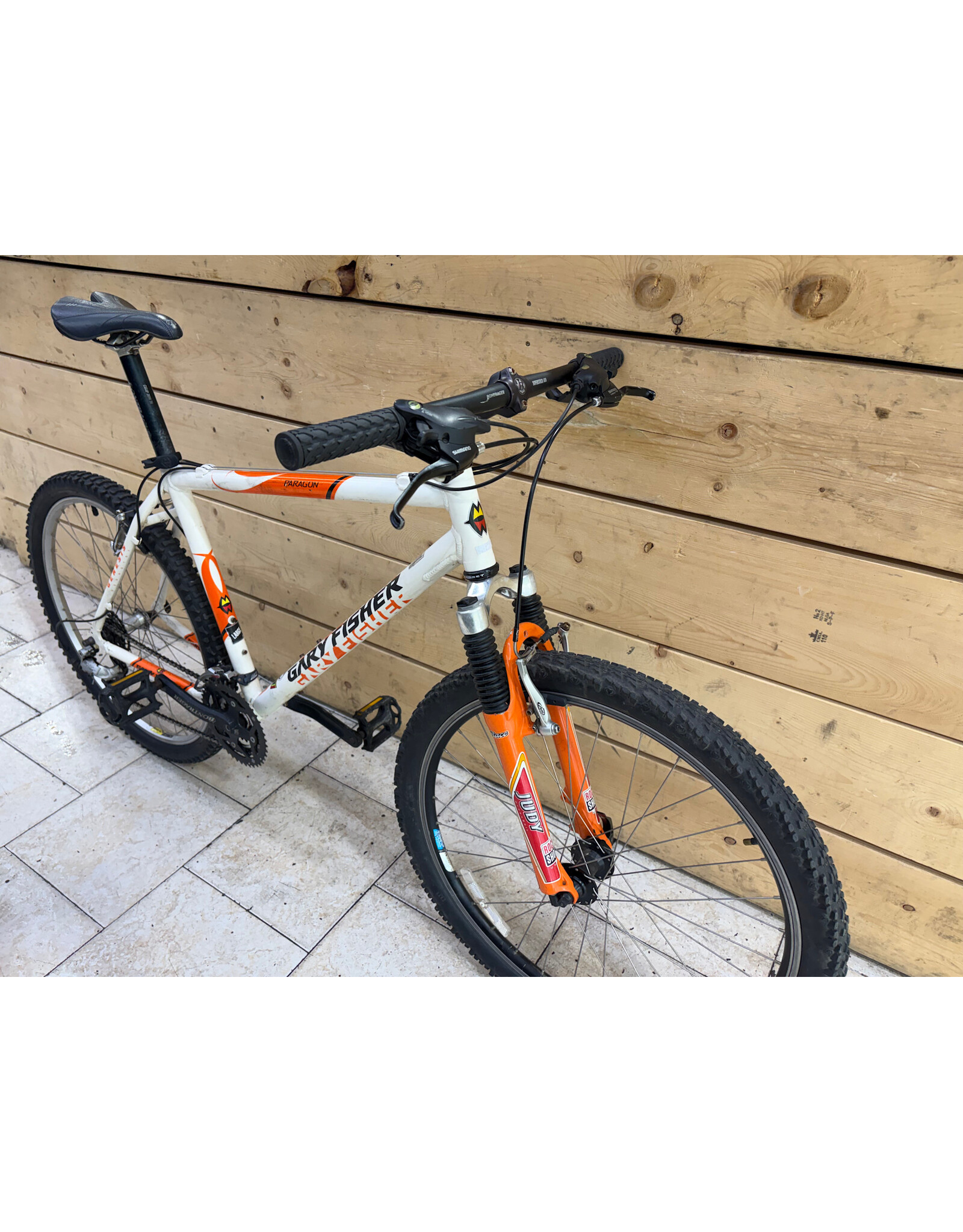 Vélo de montagne usagé  Gary Fischer 19'' - 13968