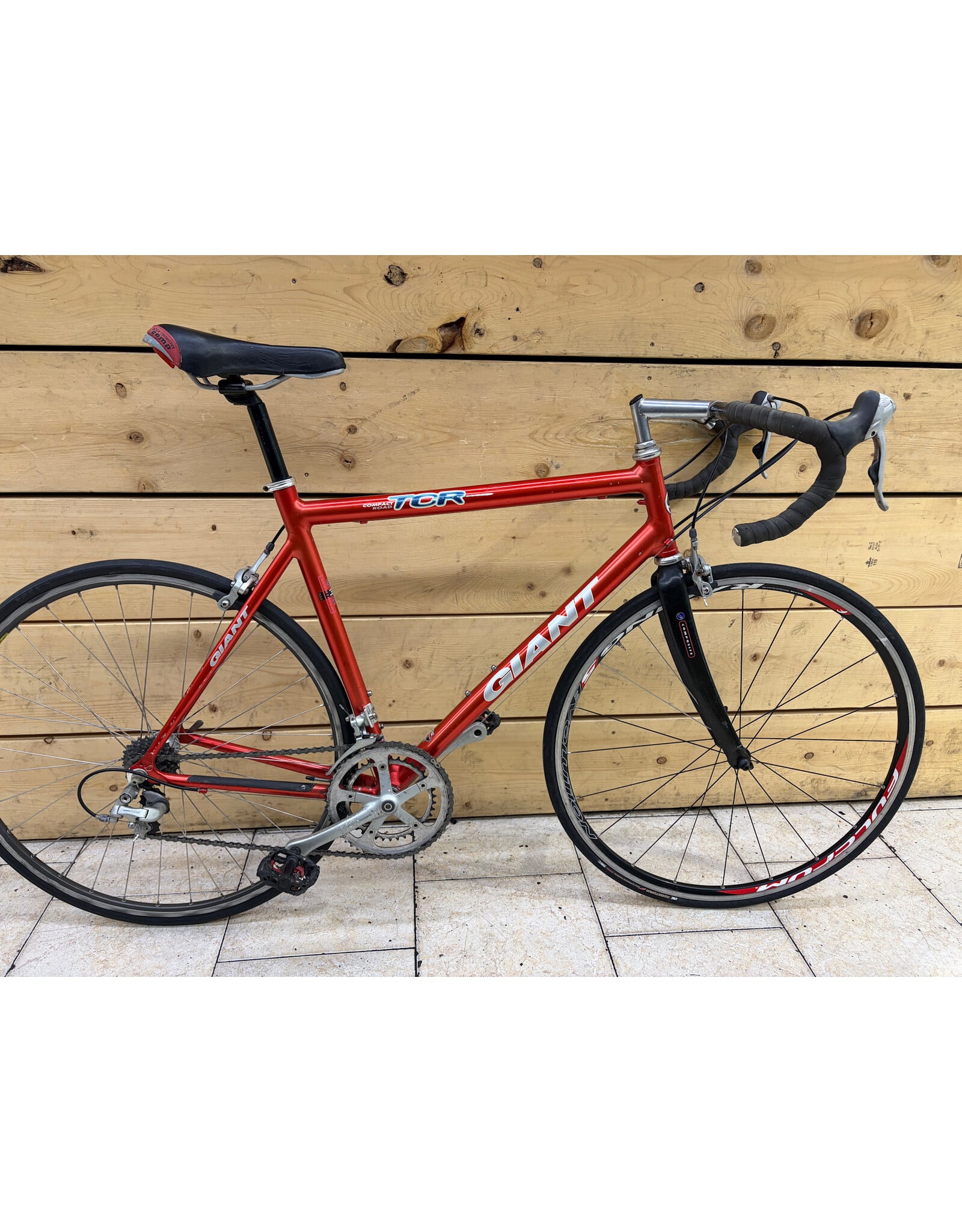 Vélo de route usagé  Giant 56cm - 13893